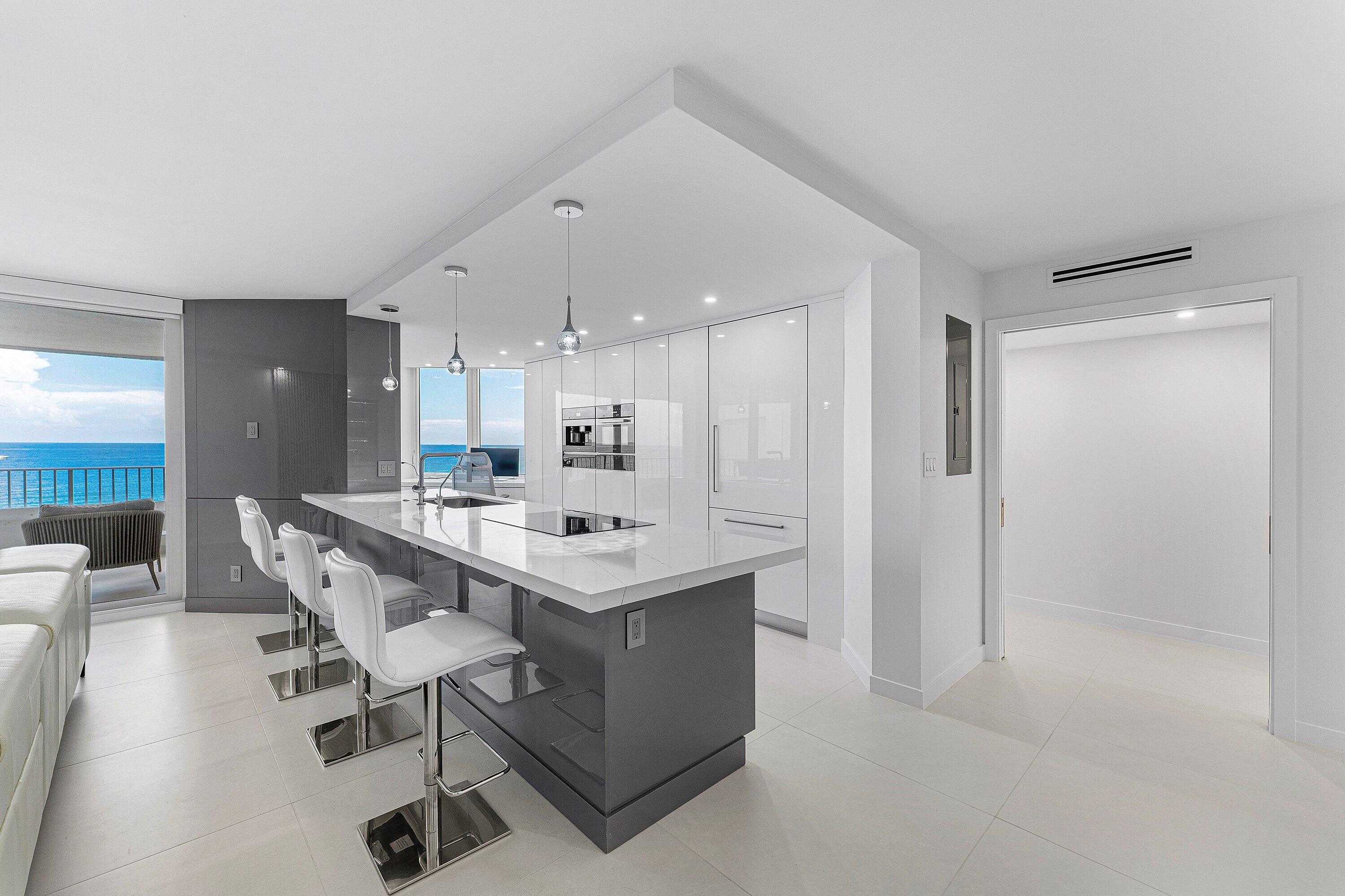 007-550SouthOceanBoulevard-906-BocaRaton