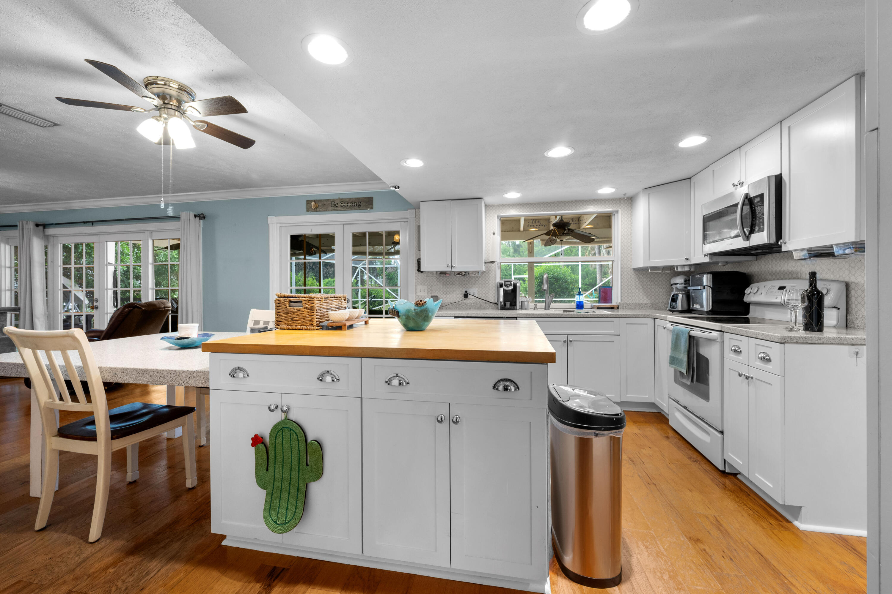 SJ330NETownTerrace-0012