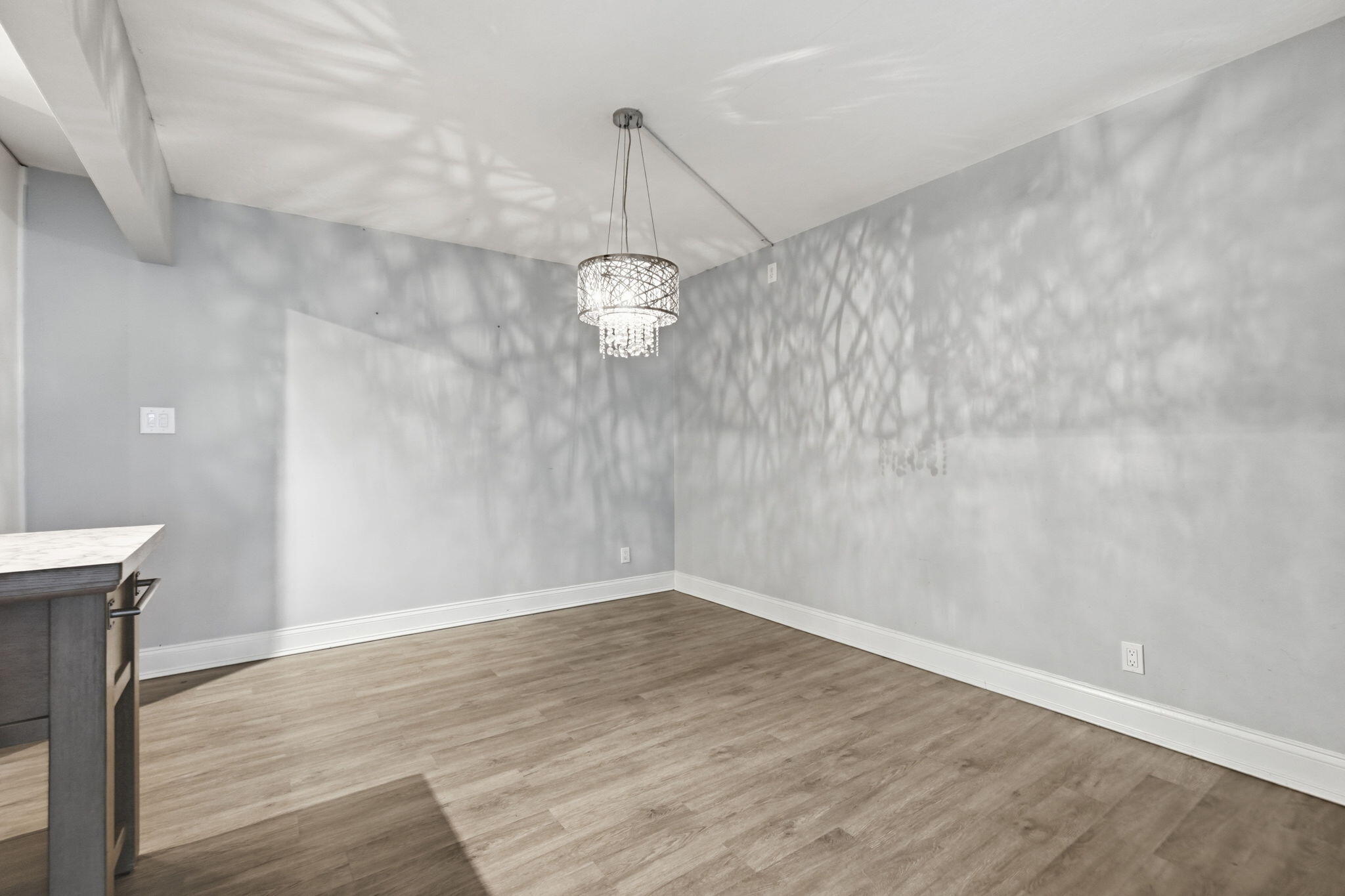 17-web-or-mls-1104_Green_Pine_Boulevard_