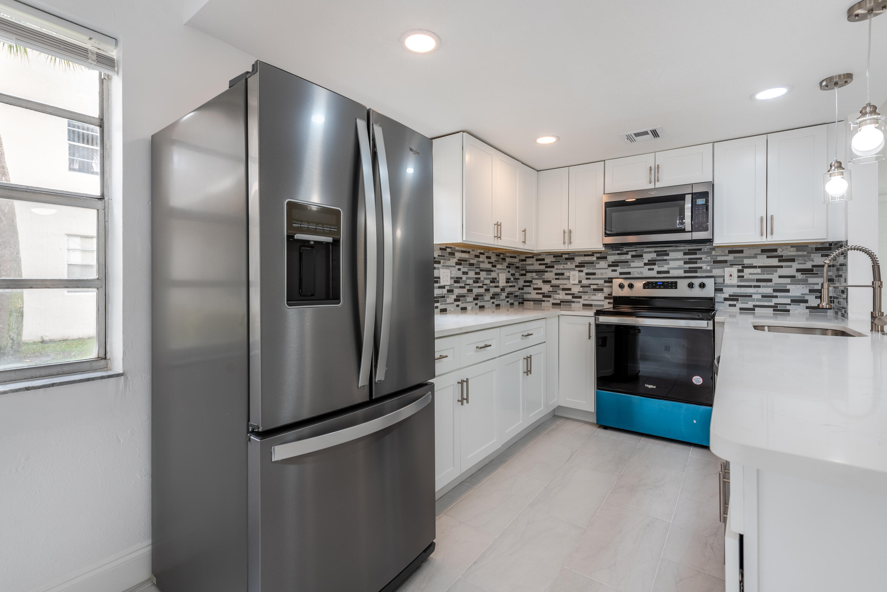 108 Normandy Ln, C-12 108 Normandy Ln, C-12