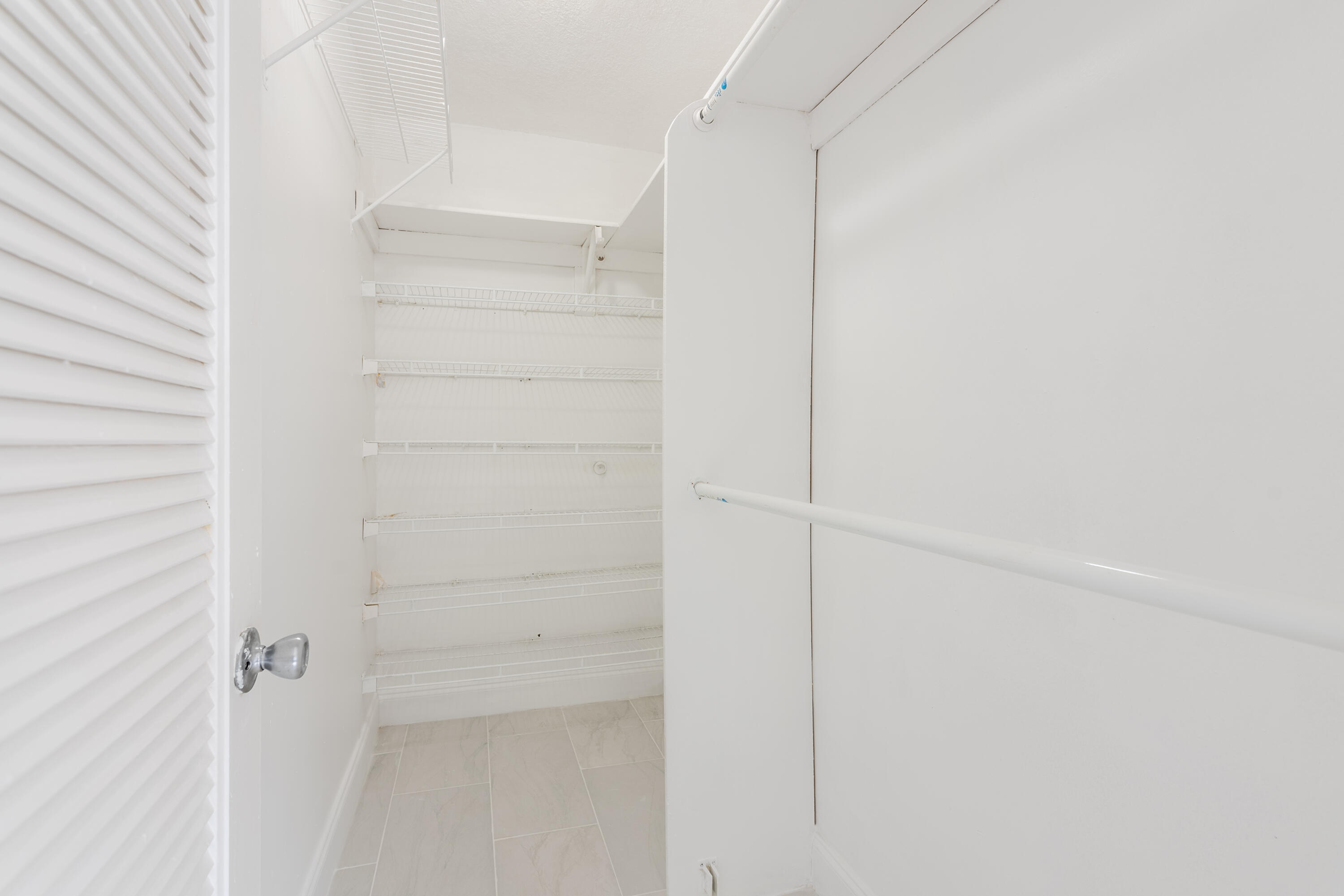 108 Normandy Ln, C-21