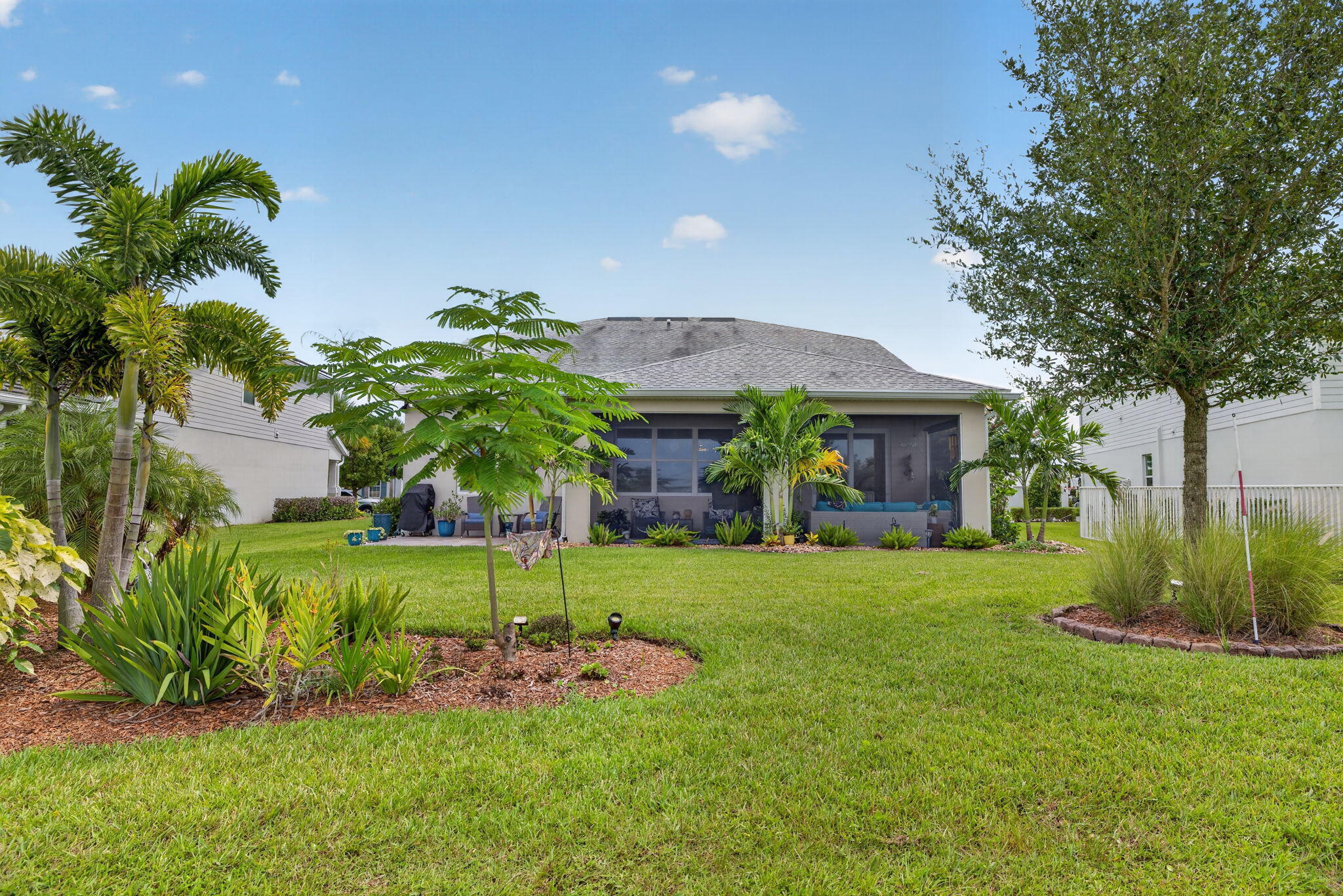 Backyard is preserve and pie shaped giving you the best of it all.