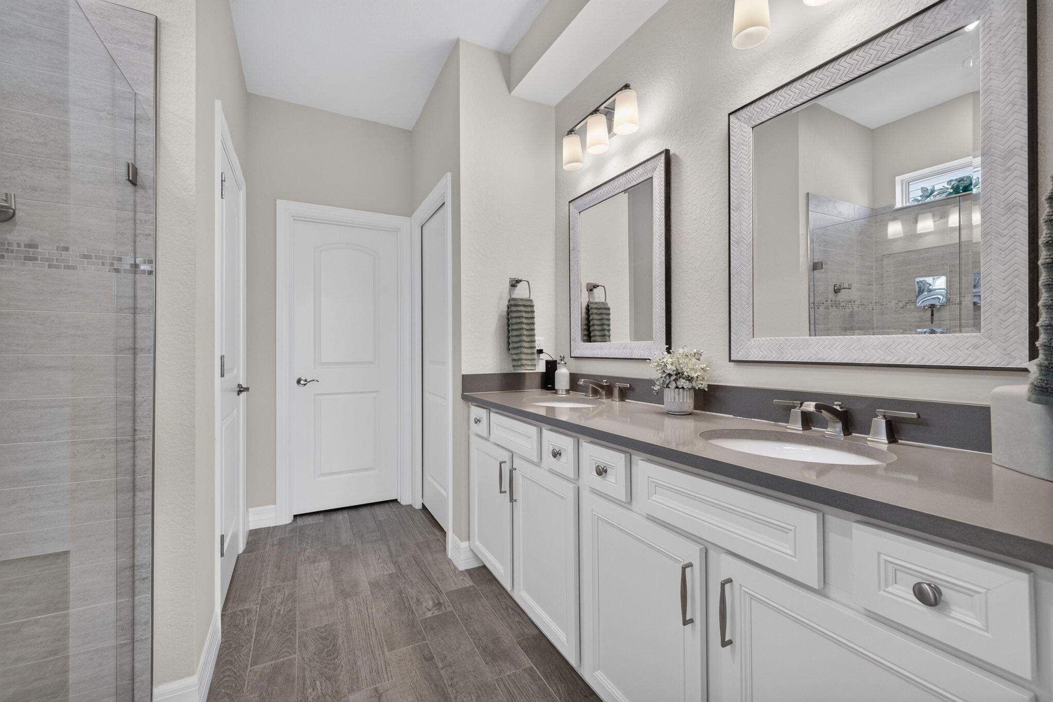 Primary Suite dual sinks Walk Ins