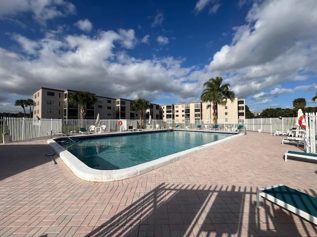 Swimming pool 4