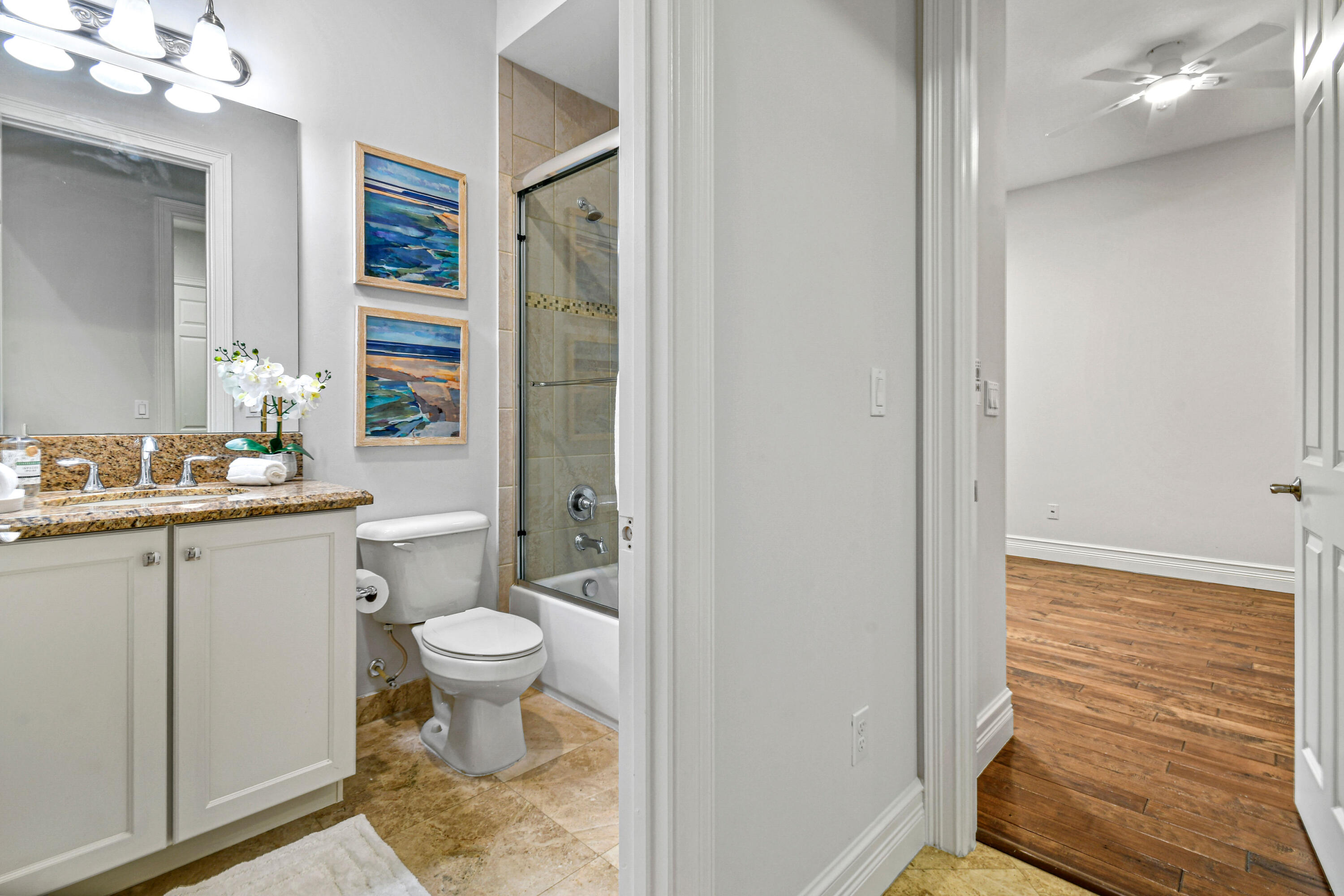 Full Bathroom 3