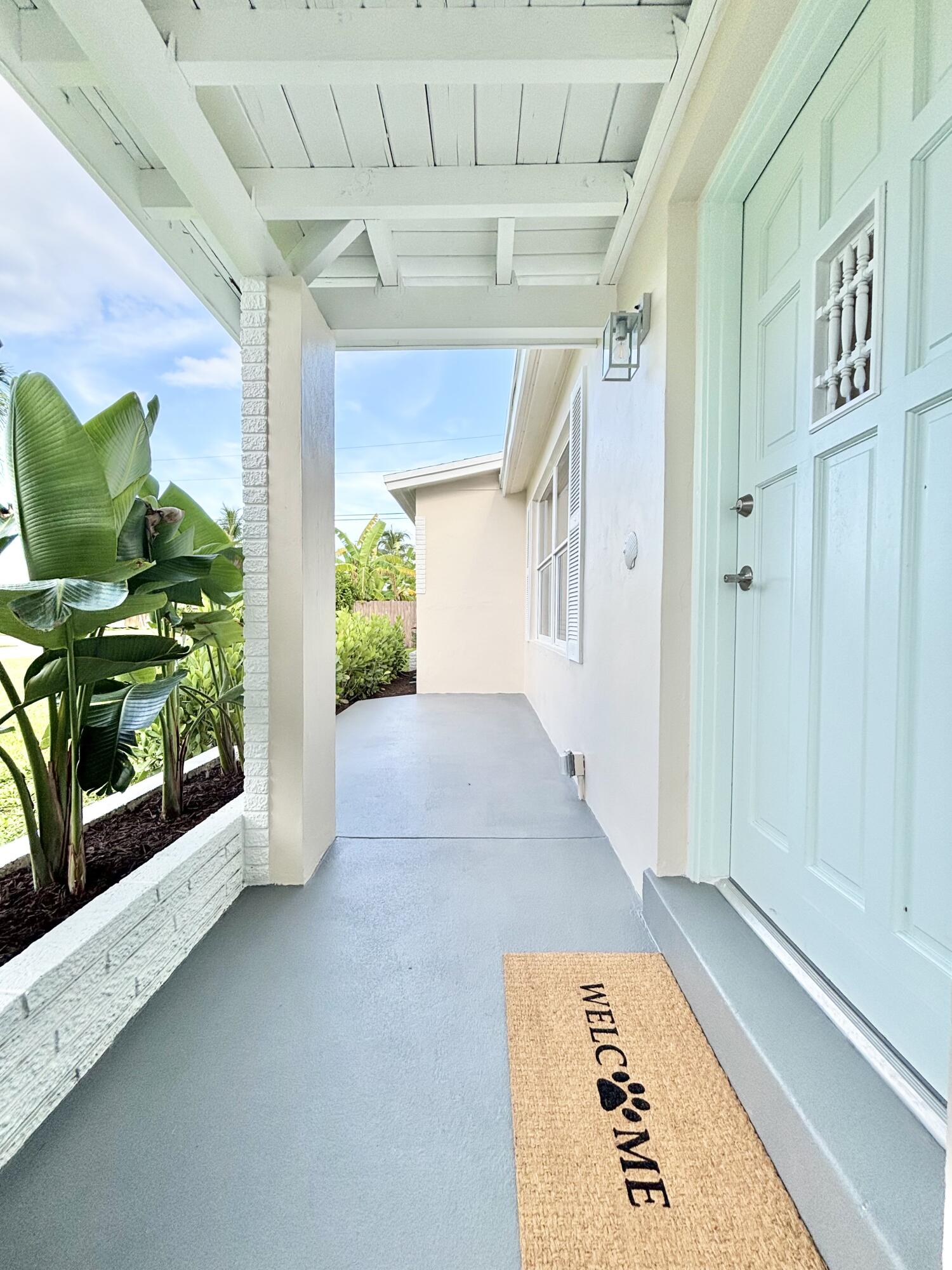Covered front entry