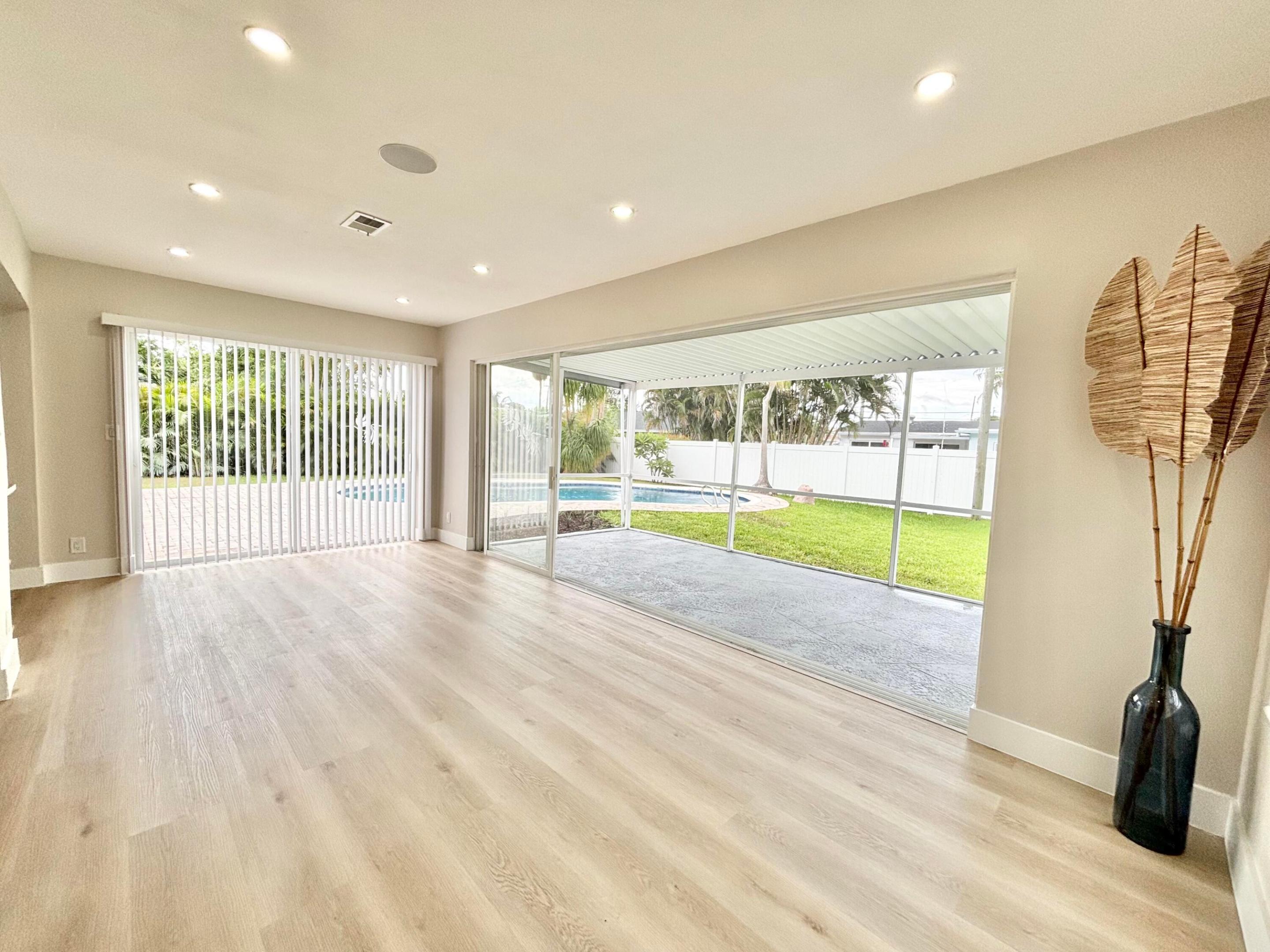 Sliders roll all the way for indoor & outdoor living