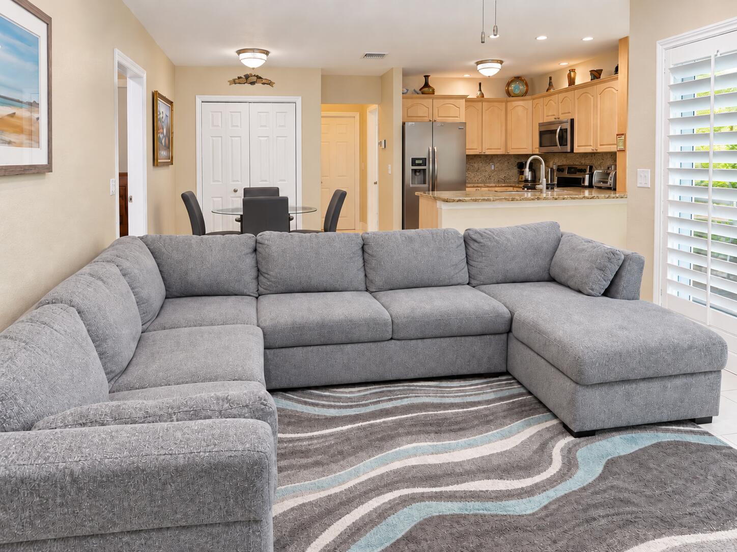 40 Family Room 2