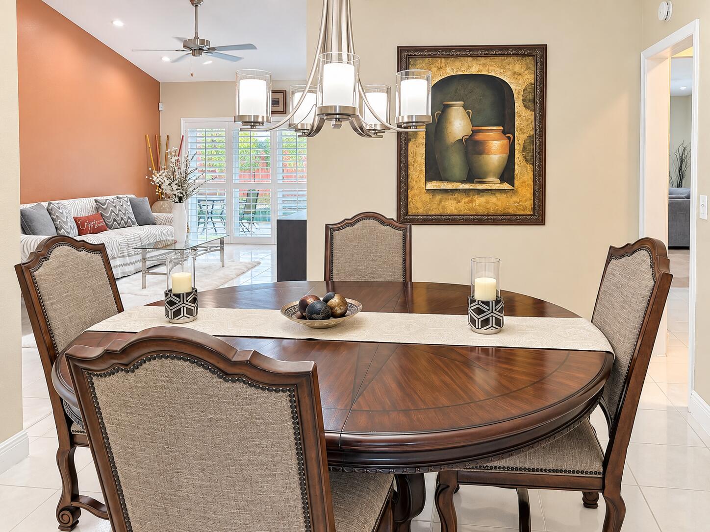 9 Dining Room 1 9 Dining Room 1