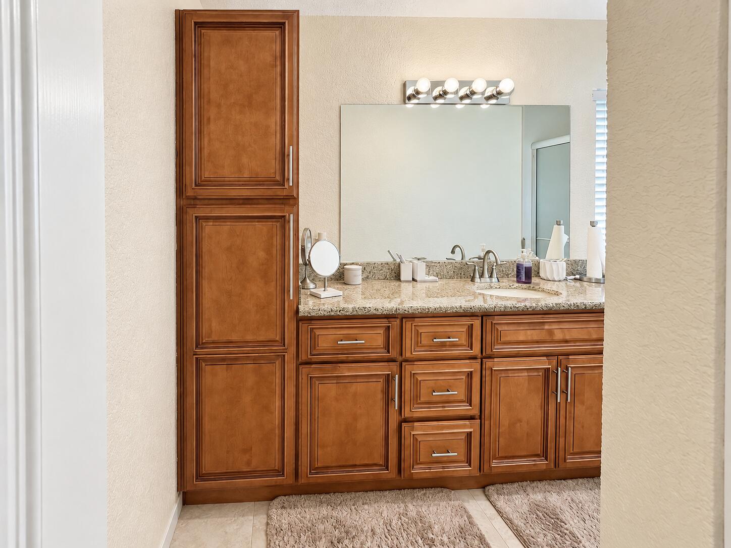 33 Guest Bath 1