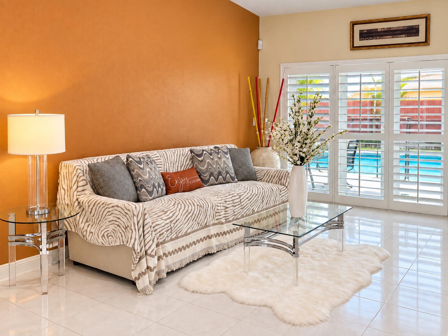 10 Living Room 1 10 Living Room 1