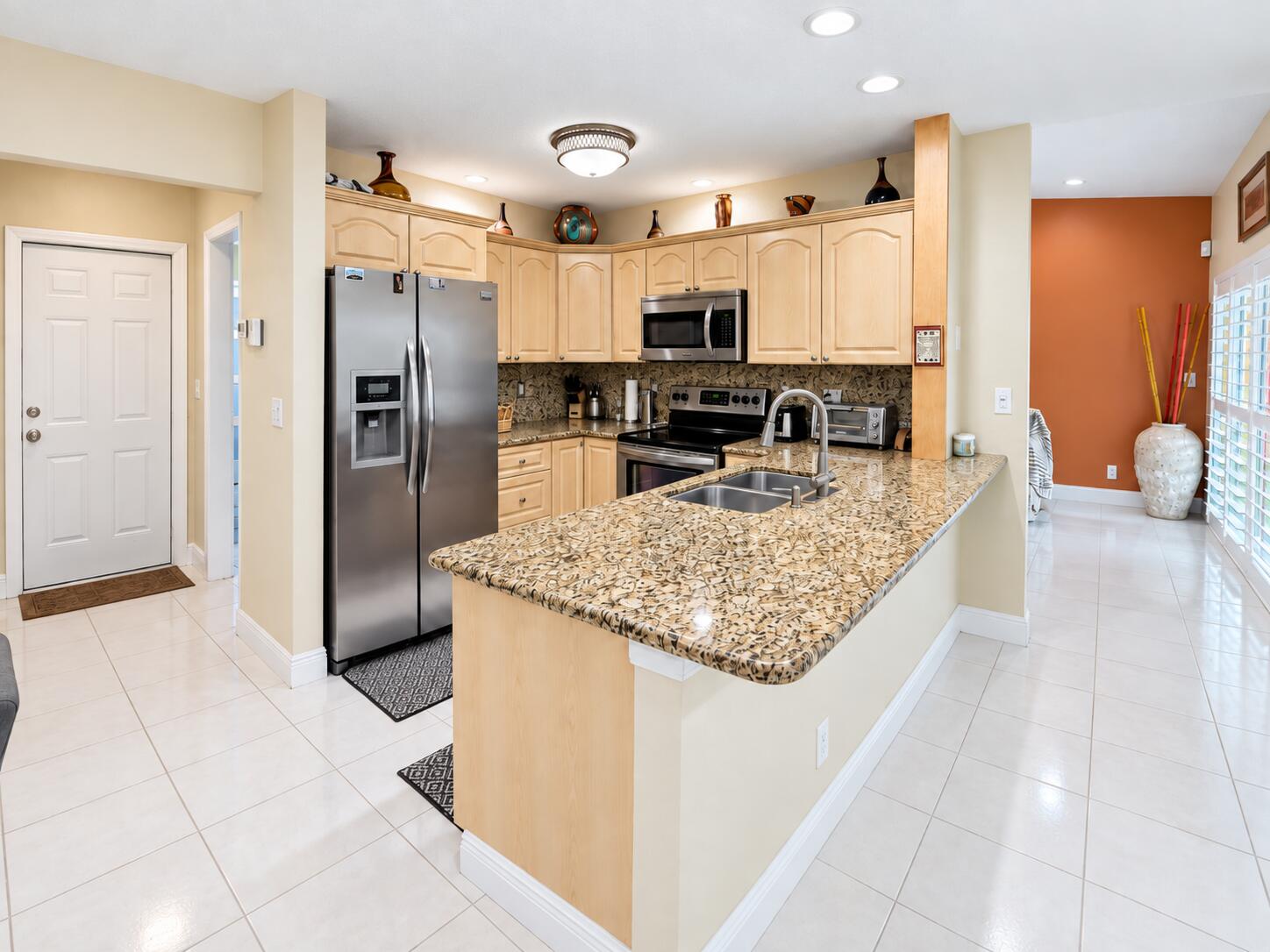 12 Kitchen 1