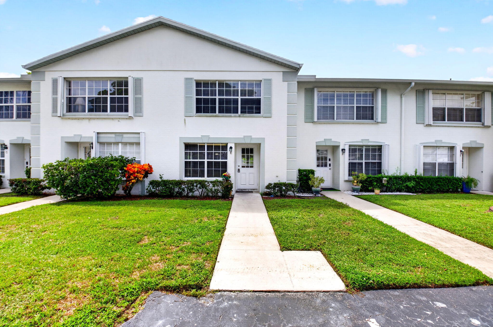 1. 3700 Savoy Lane E