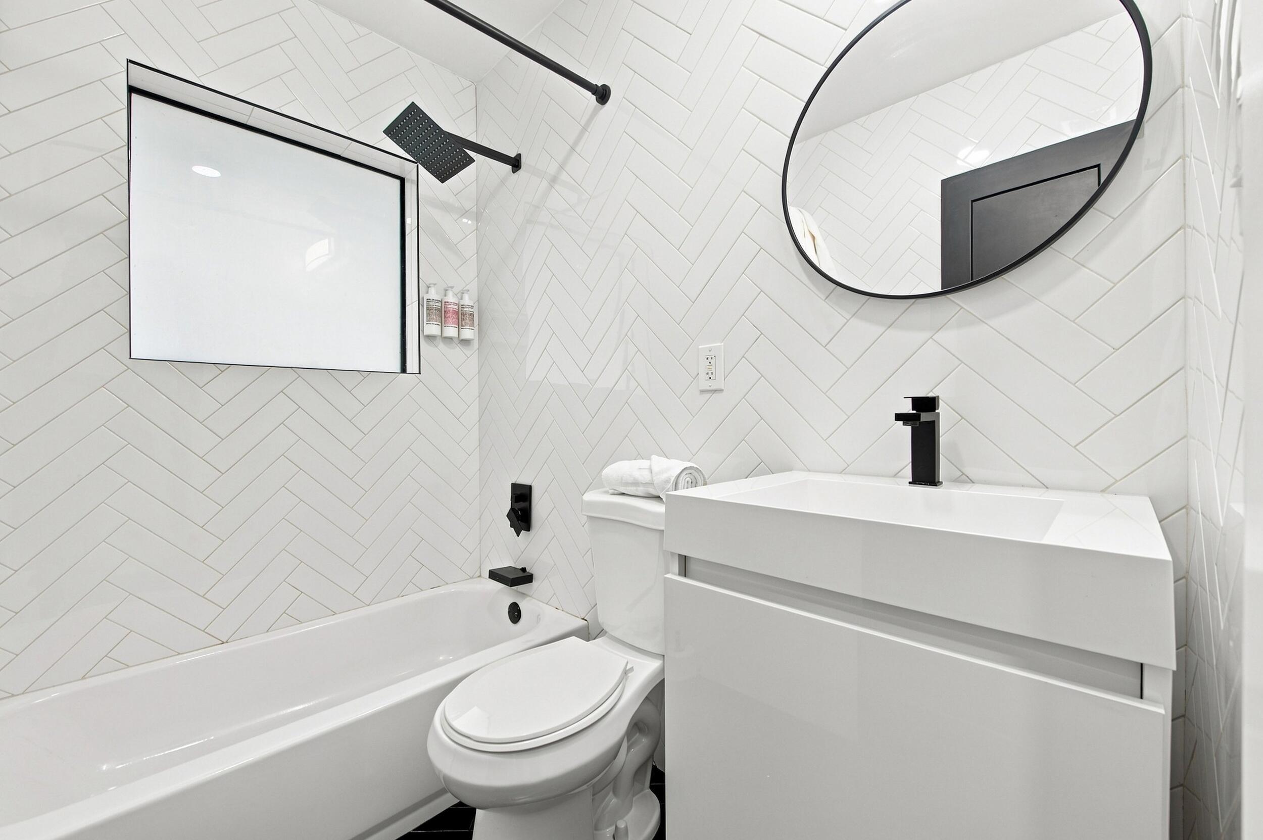 Bathroom between Secondary Bedrooms