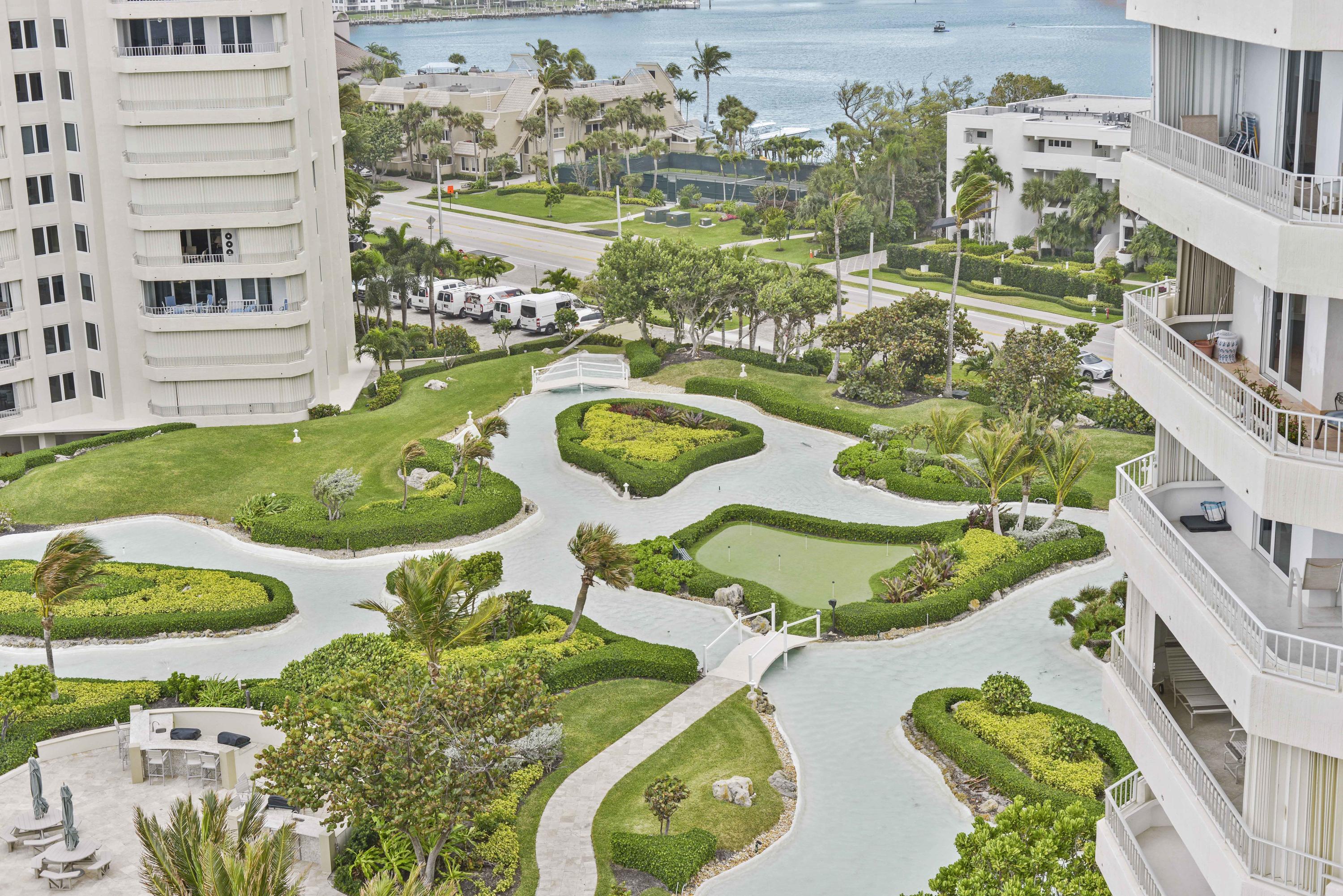 Central Gardens