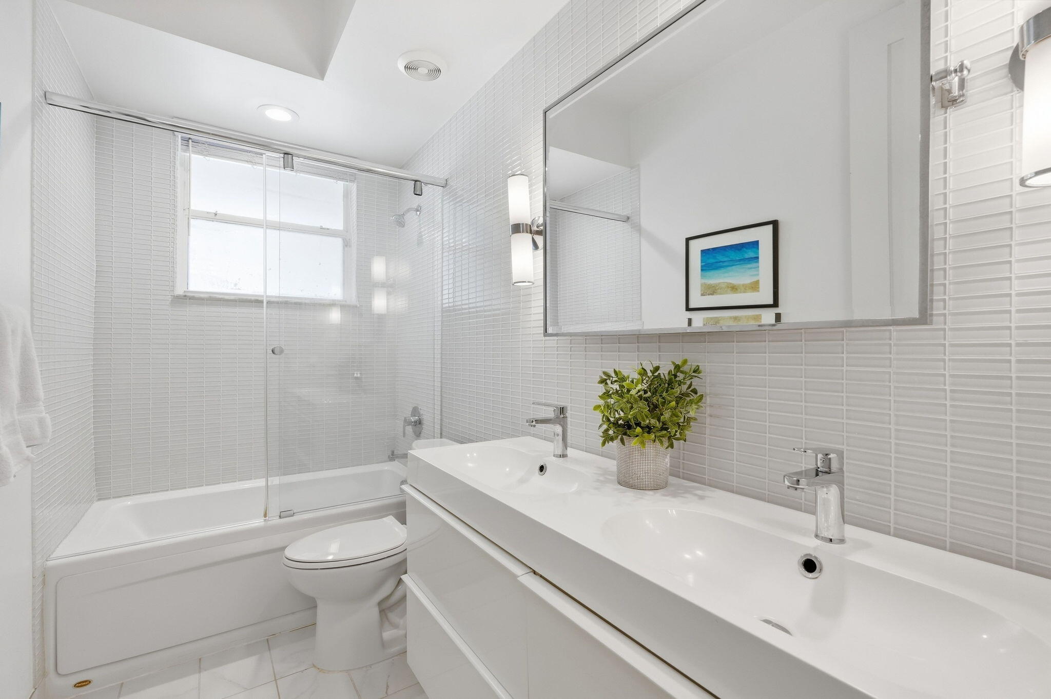 8-web-or-mls-5742_Saint_Annes_Way_07572
