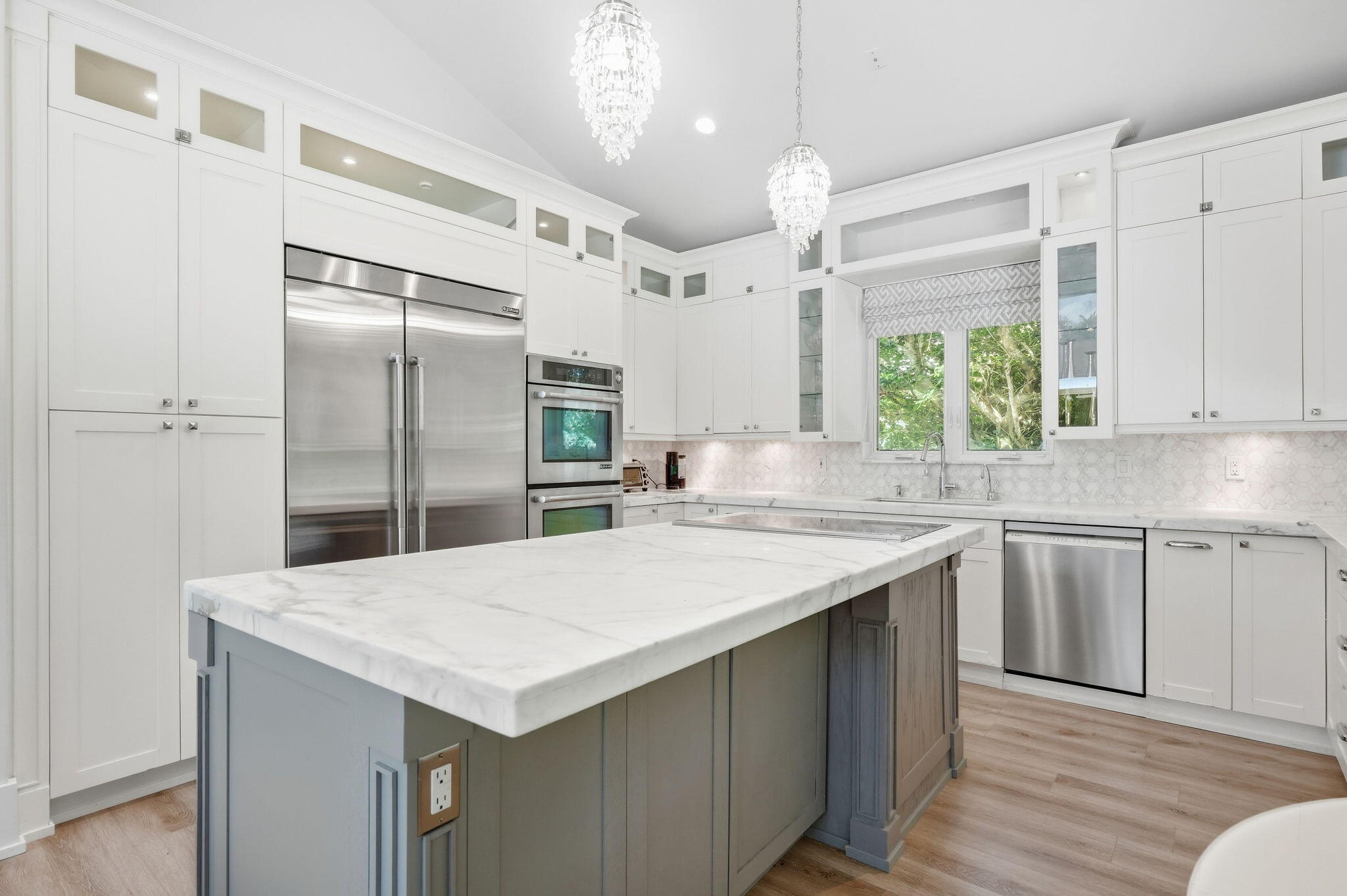 24-web-or-mls-5742_Saint_Annes_Way_07701