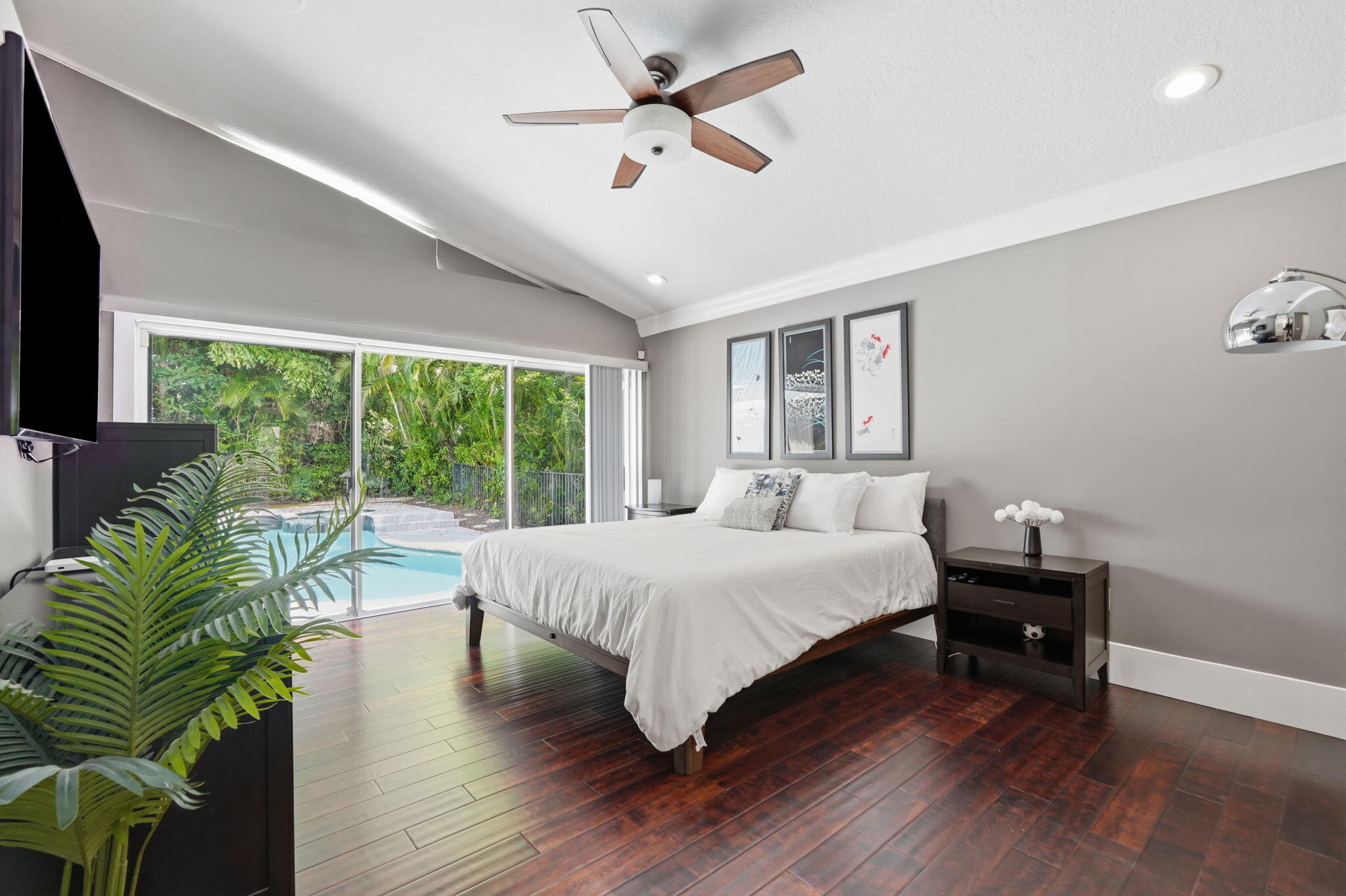 1-web-or-mls-5742_Saint_Annes_Way_07617