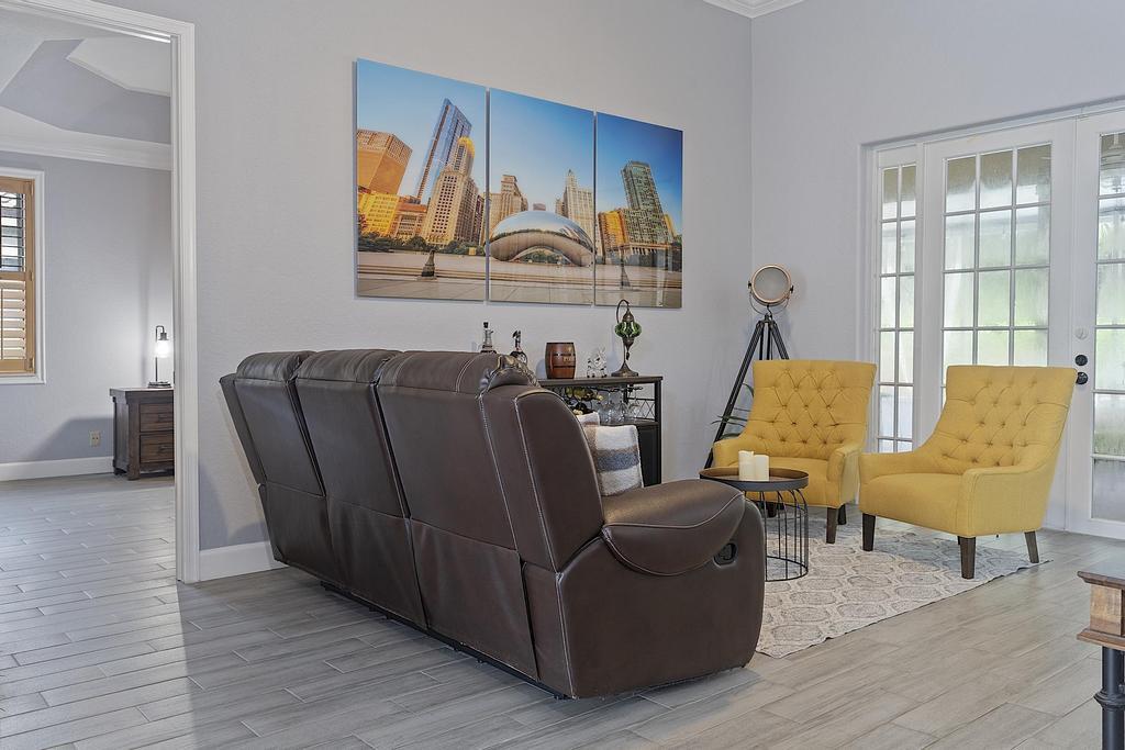 5734 NW 50th Dr - - 554
