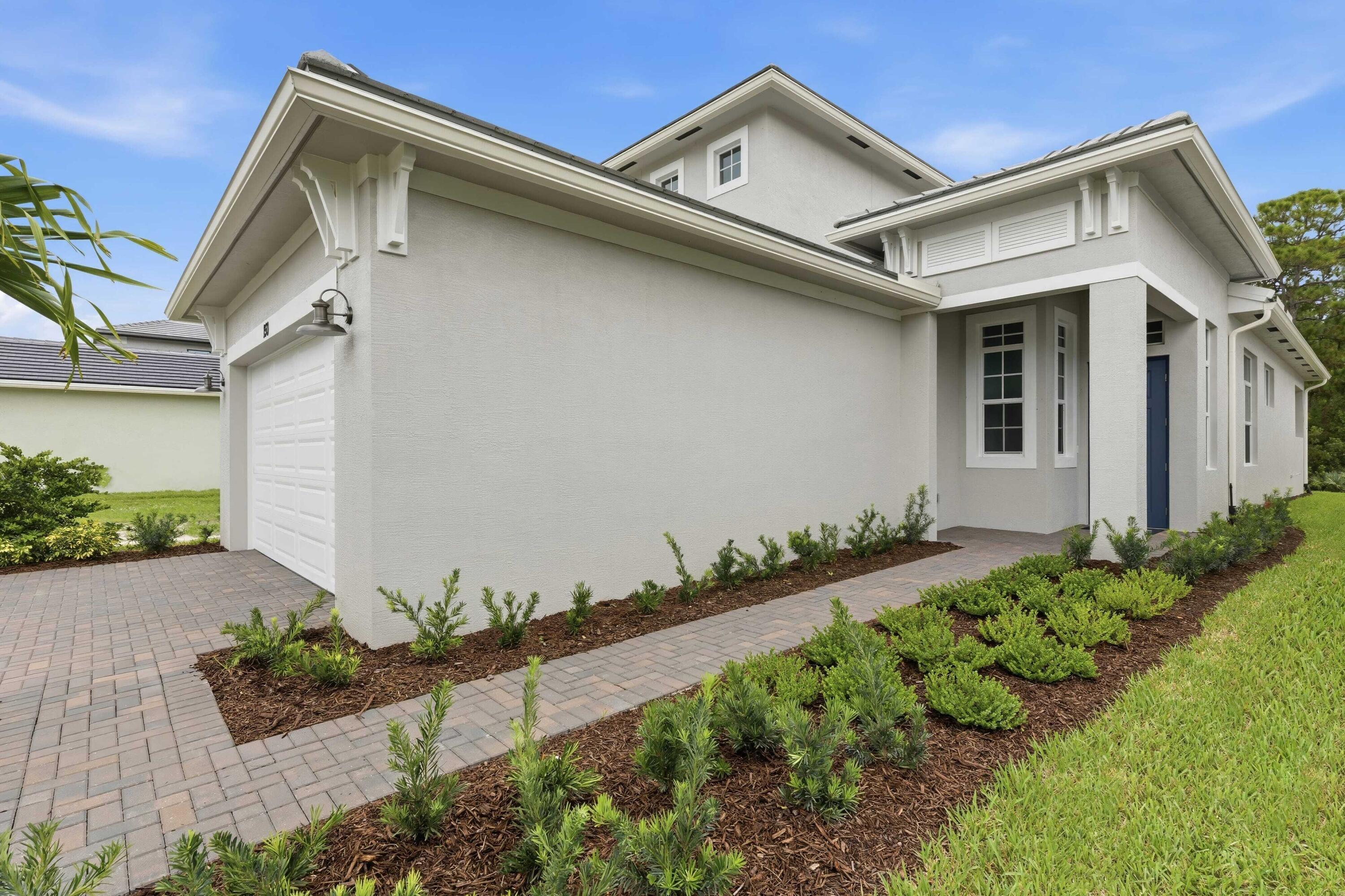 150_SE_Cortile_Ave_vacant-01
