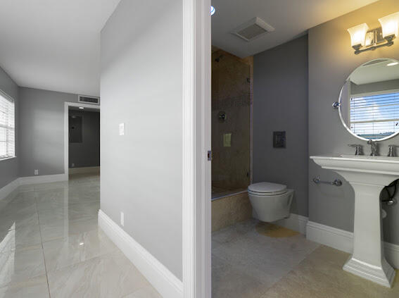 2nd Bathroom