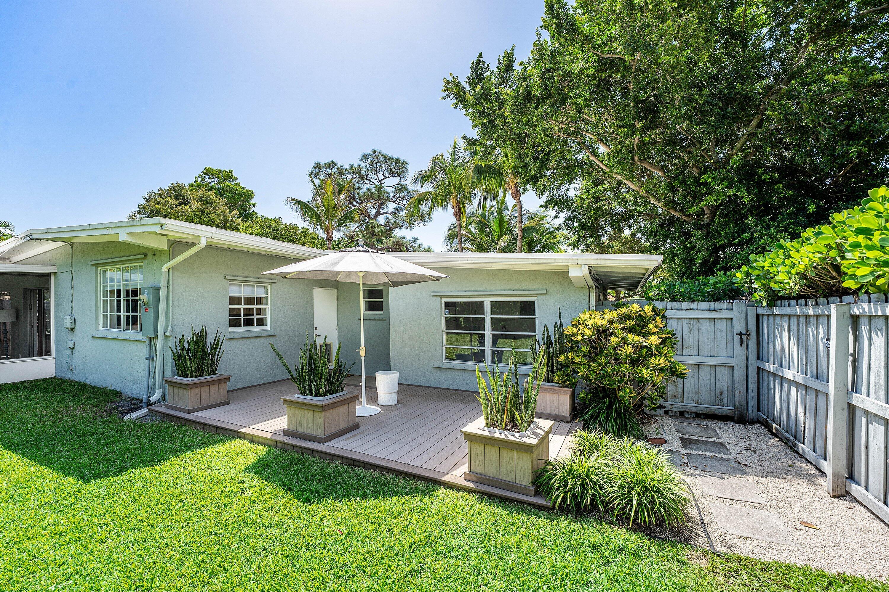 063-233LakeTerrace-DelrayBeach-FL-33444-