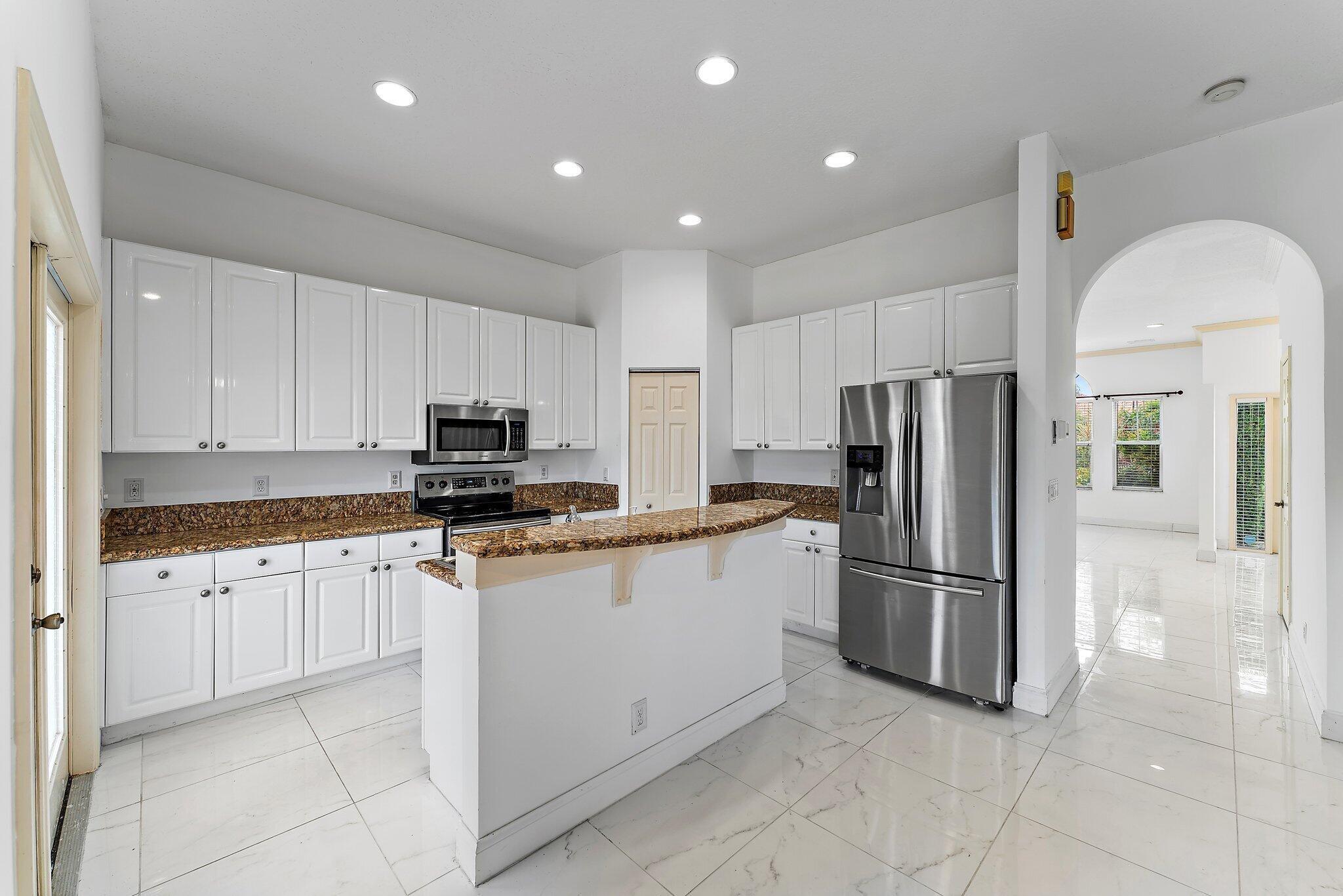 013-3210ElCaminoReal-WestPalmBeach-SMALL