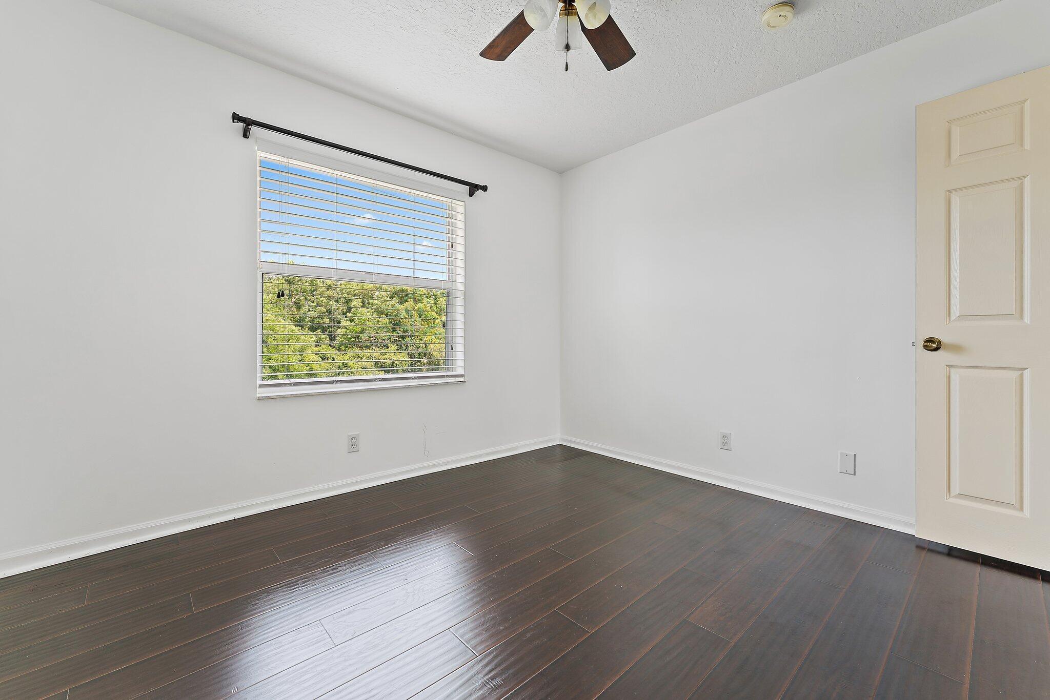 039-3210ElCaminoReal-WestPalmBeach-SMALL