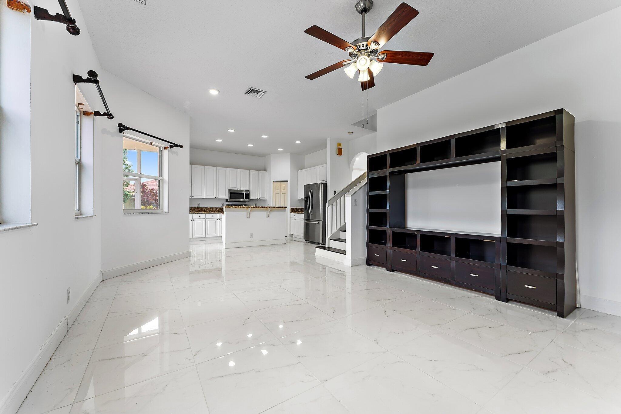 019-3210ElCaminoReal-WestPalmBeach-SMALL