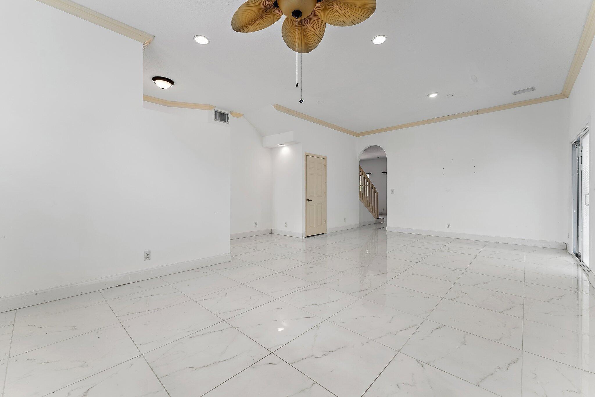 010-3210ElCaminoReal-WestPalmBeach-SMALL