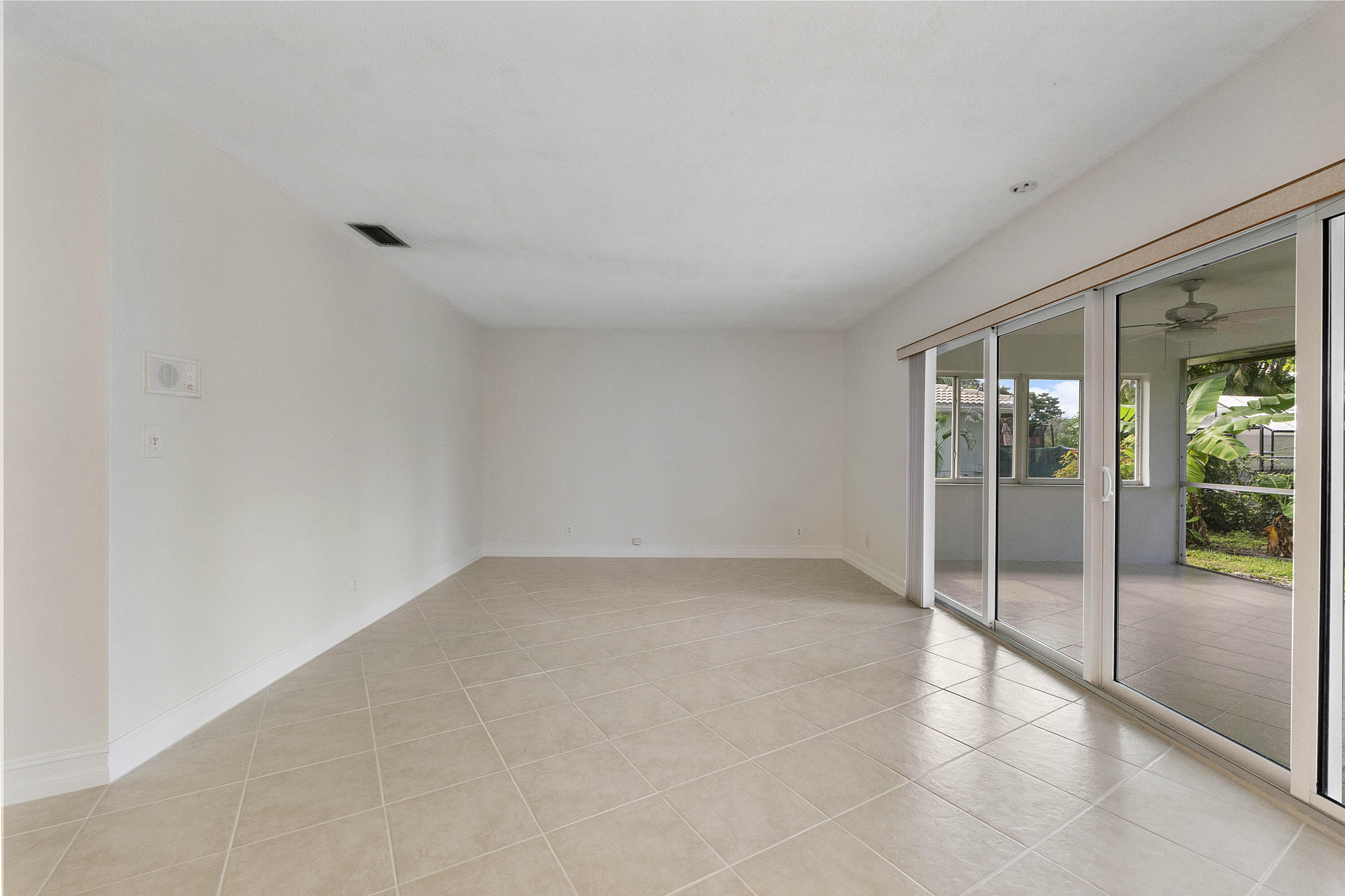2940 Nw 87th Terr_011