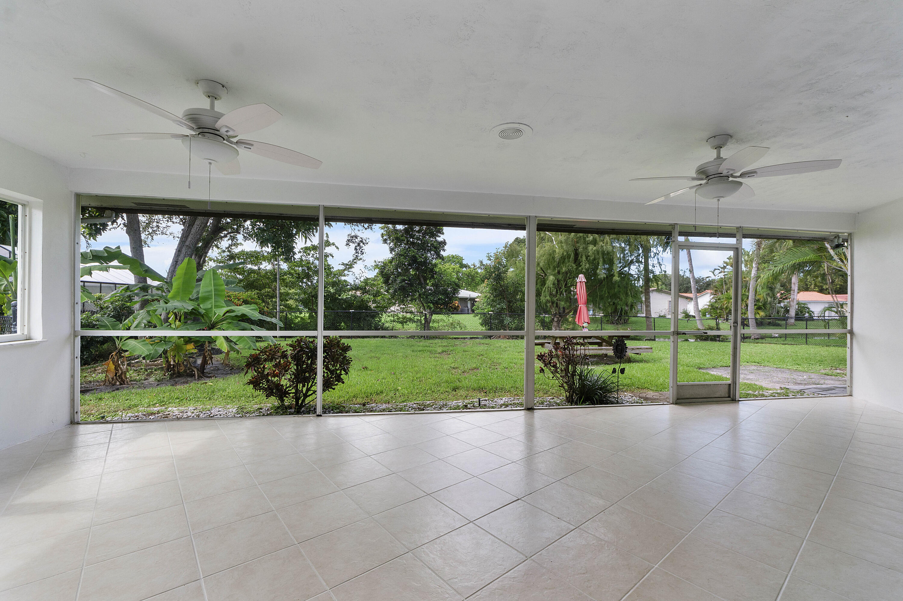 2940 Nw 87th Terr_034