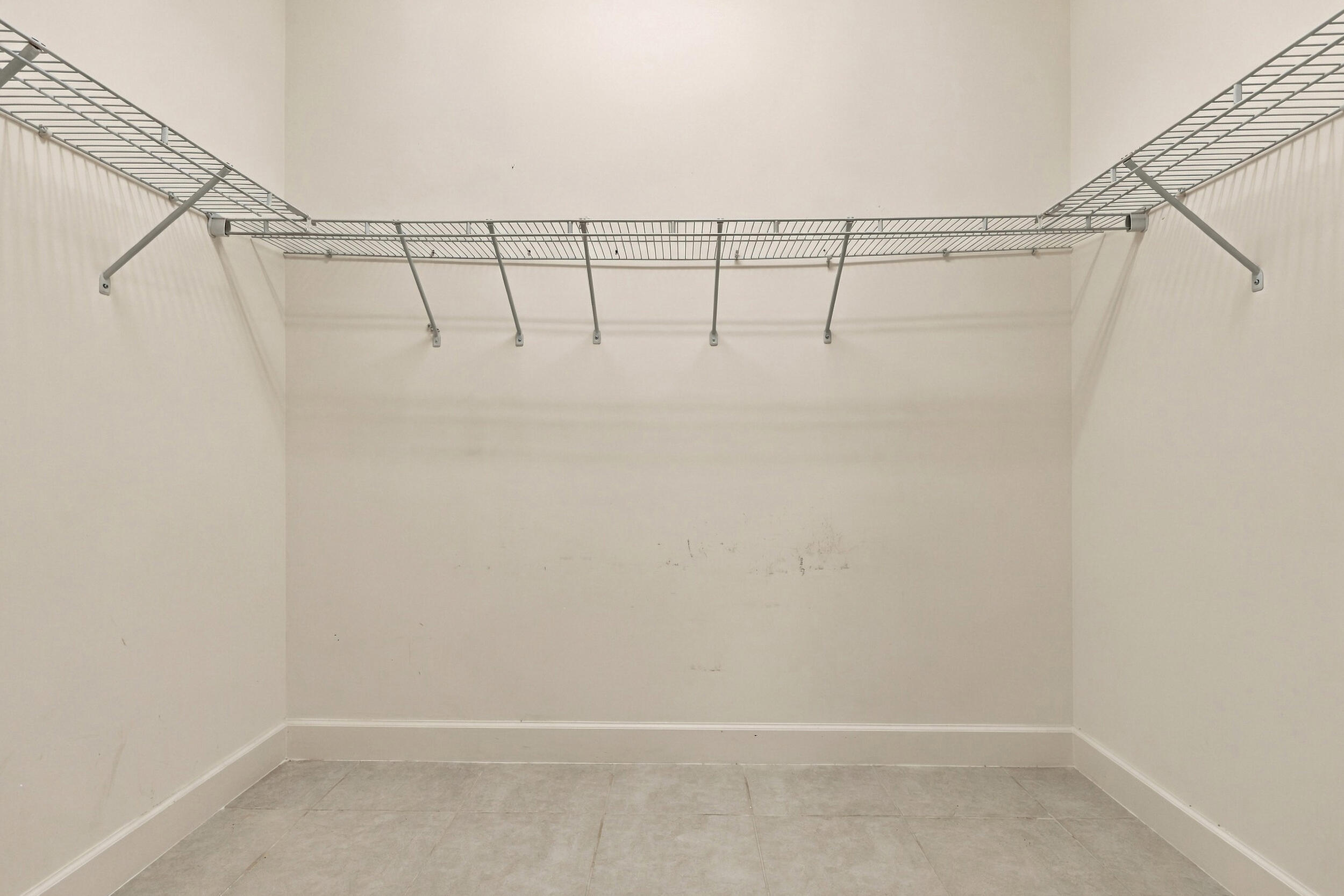 primary walk in closet