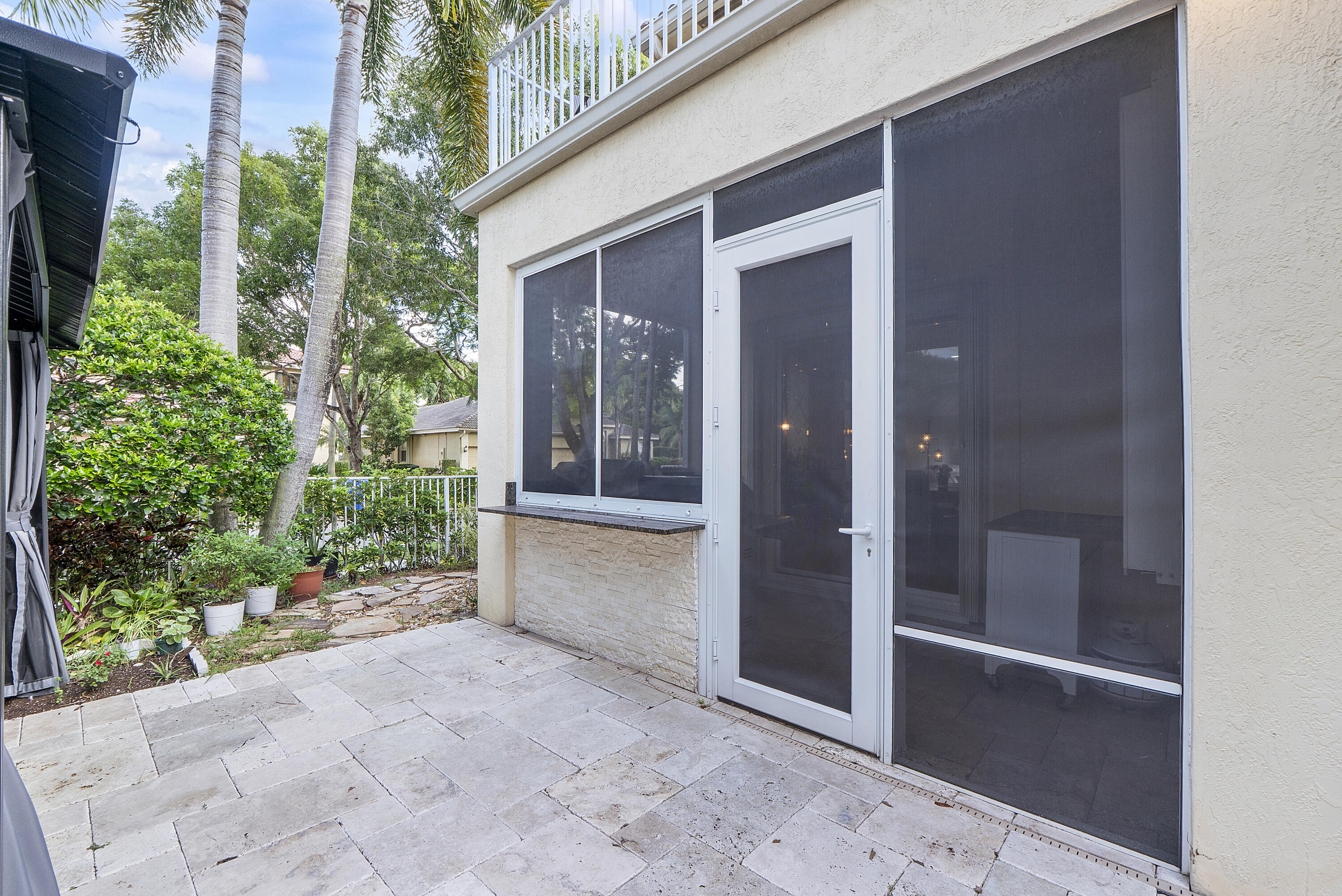 7457 Nw 51st Way_010