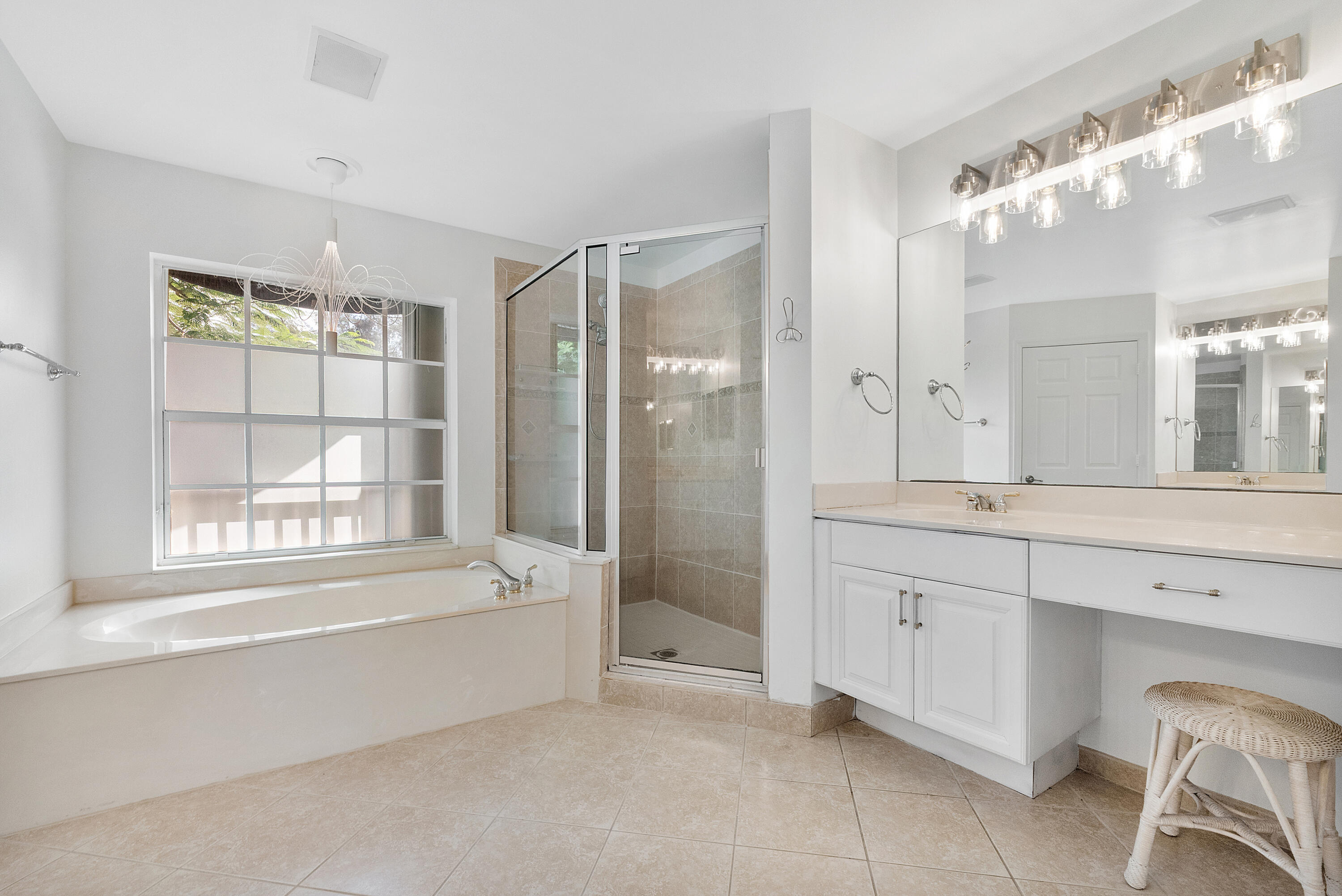 7457 Nw 51st Way_043