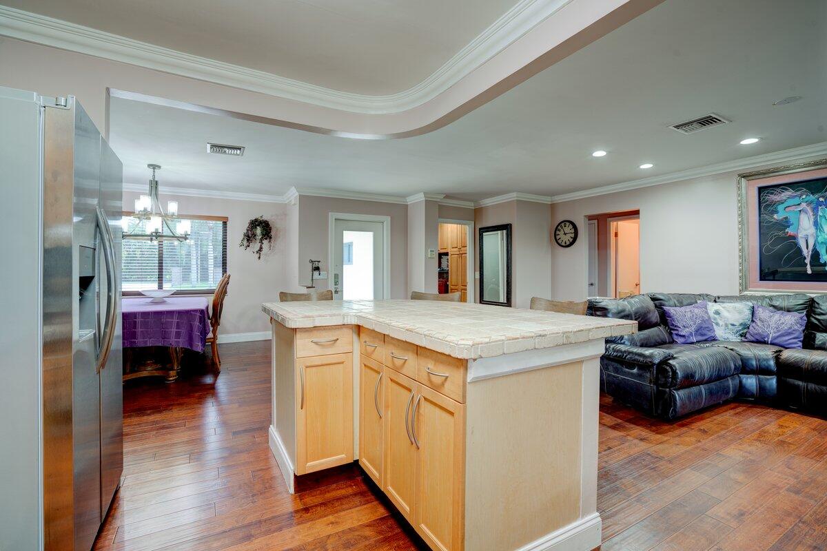 5139 1st Road-15