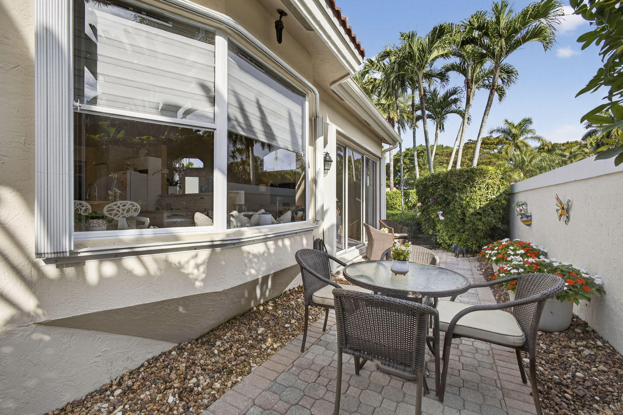 Outdoor eating area