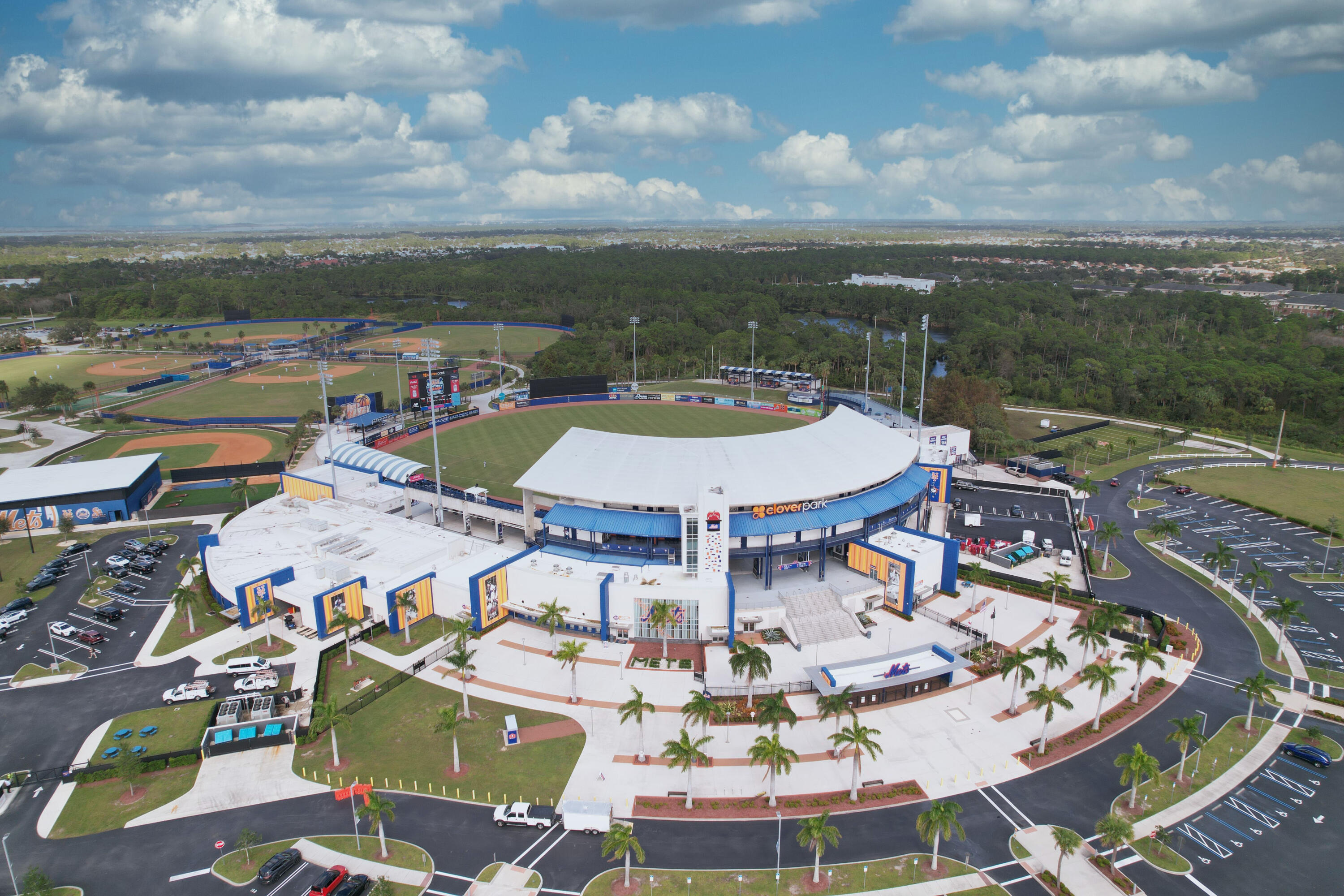 Nearby Mets Stadium