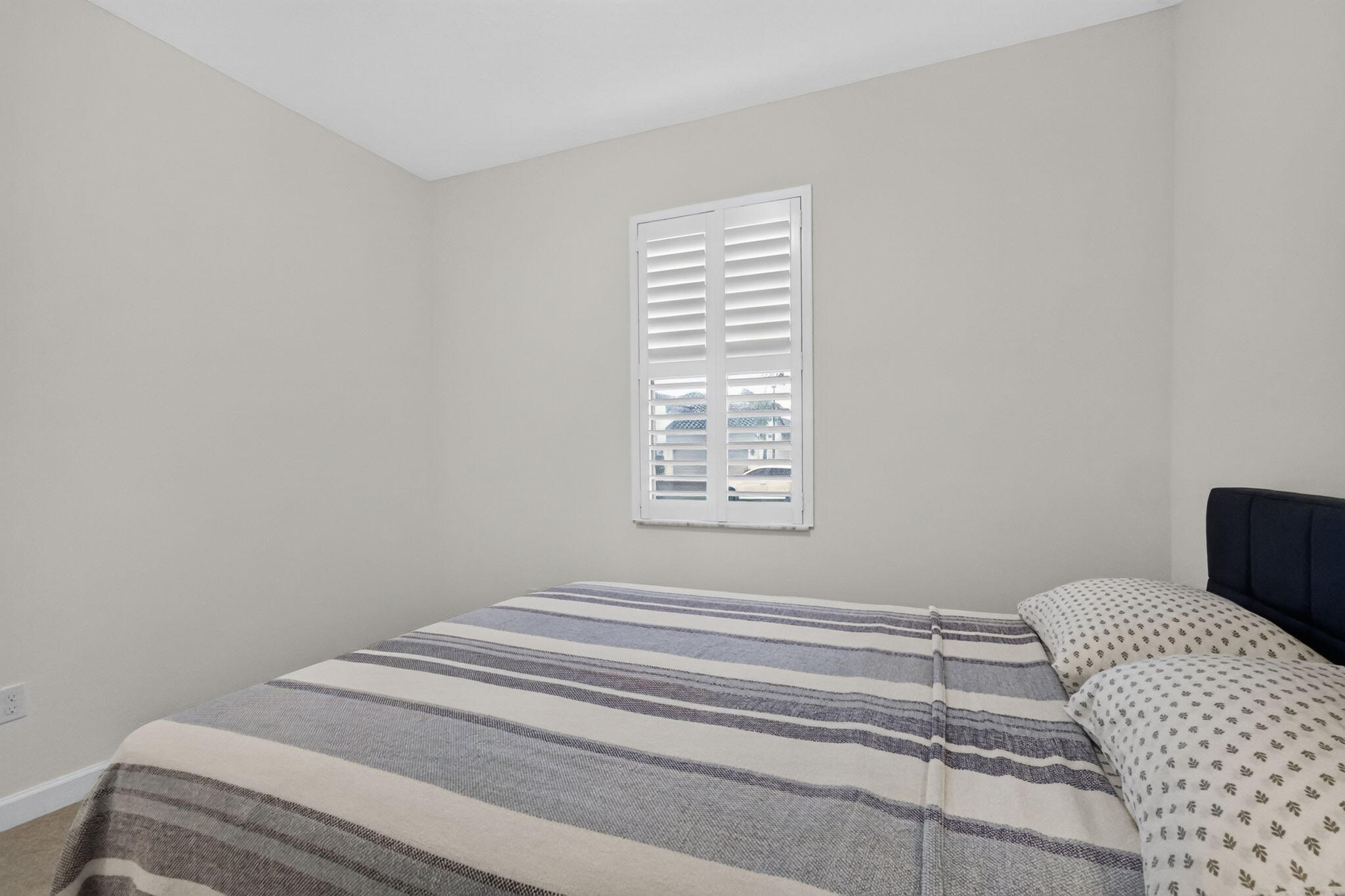 2ND BEDROOM 1