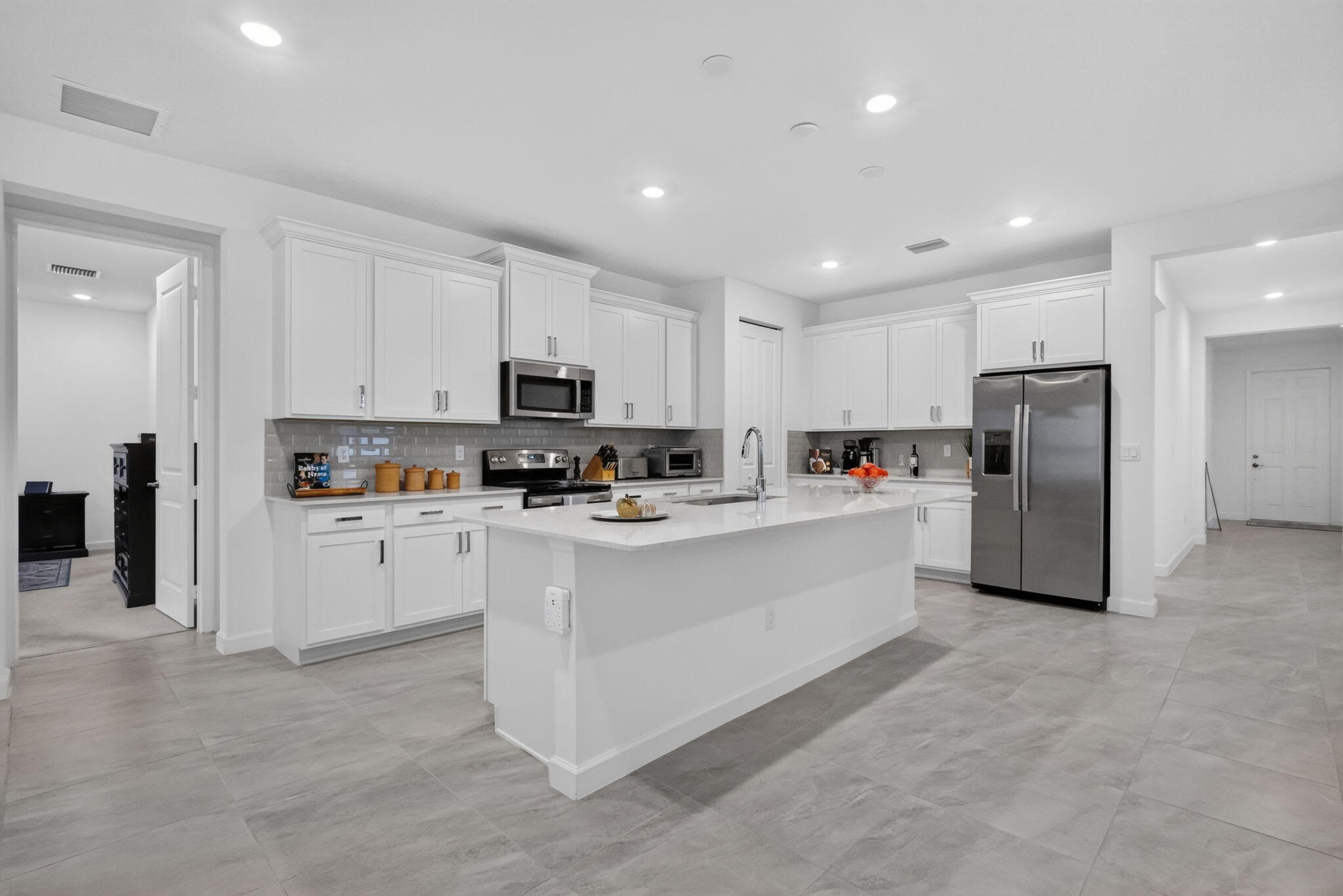 KITCHEN 1