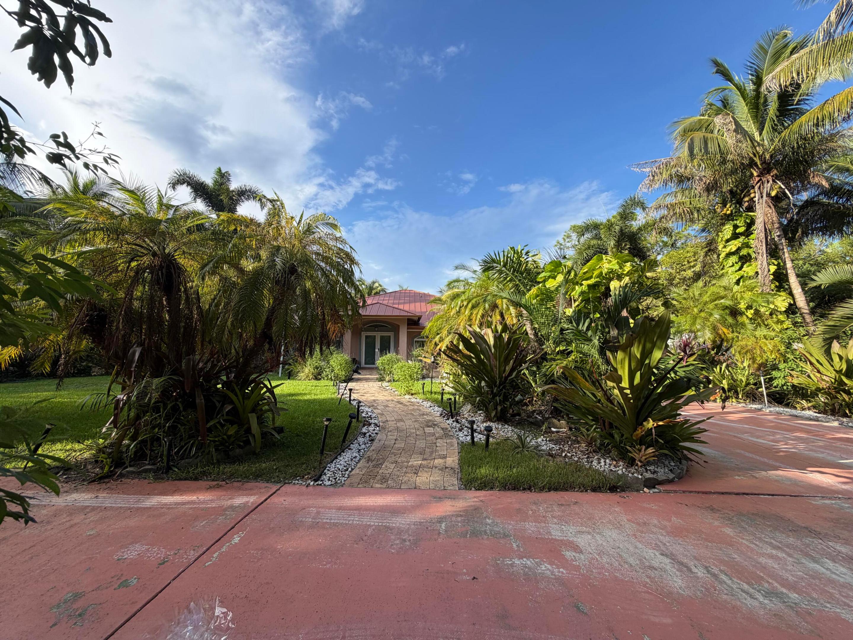 13527 49th Street N.