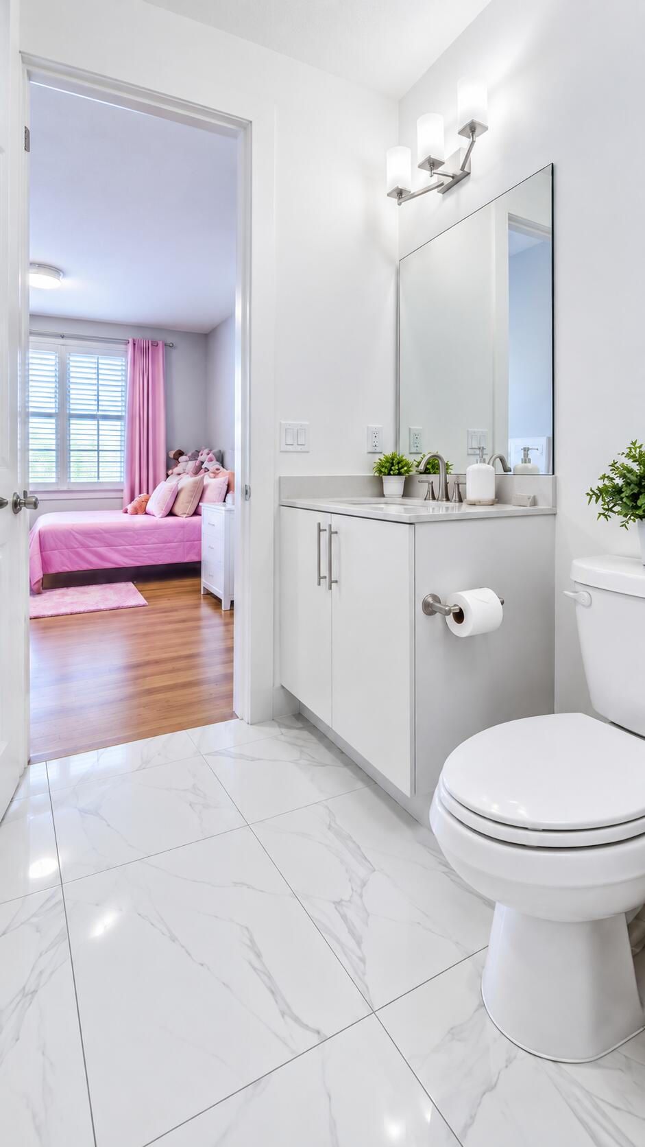 2nd Bathroom En-Suite