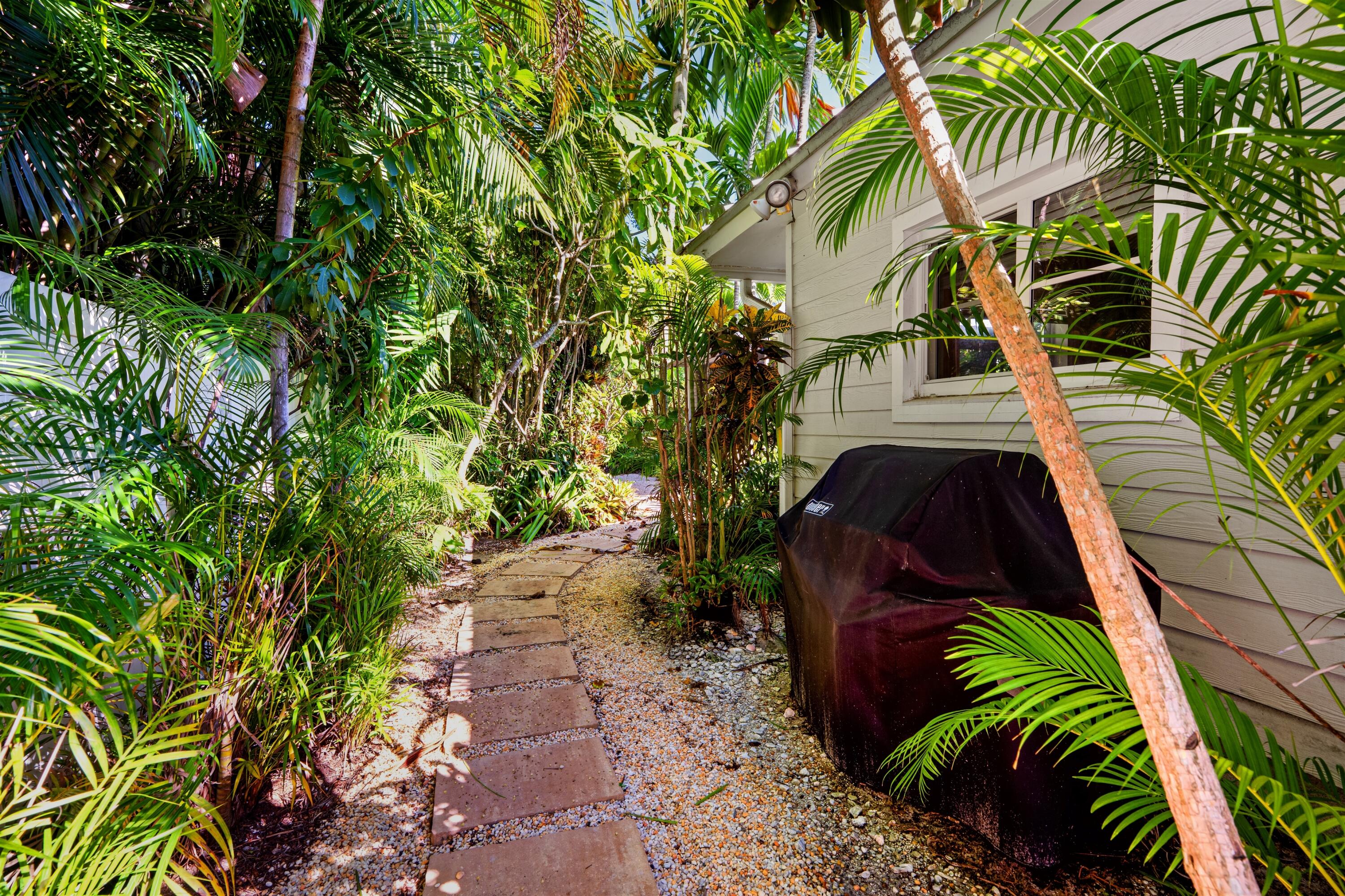 WALKWAY