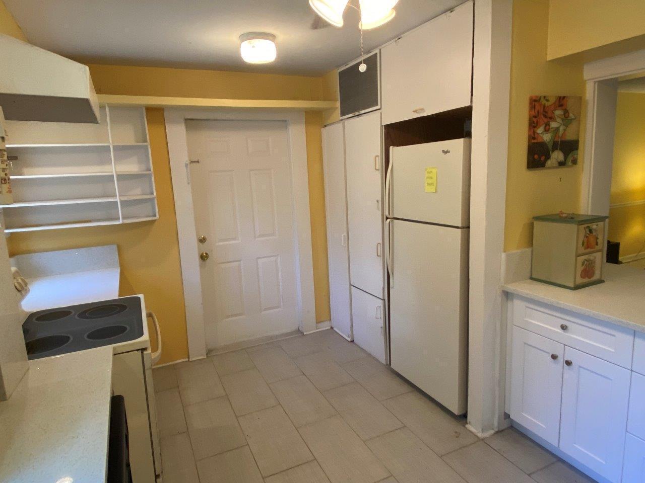 Spacious Kitchen - Refrigerator, Range & Dishwasher