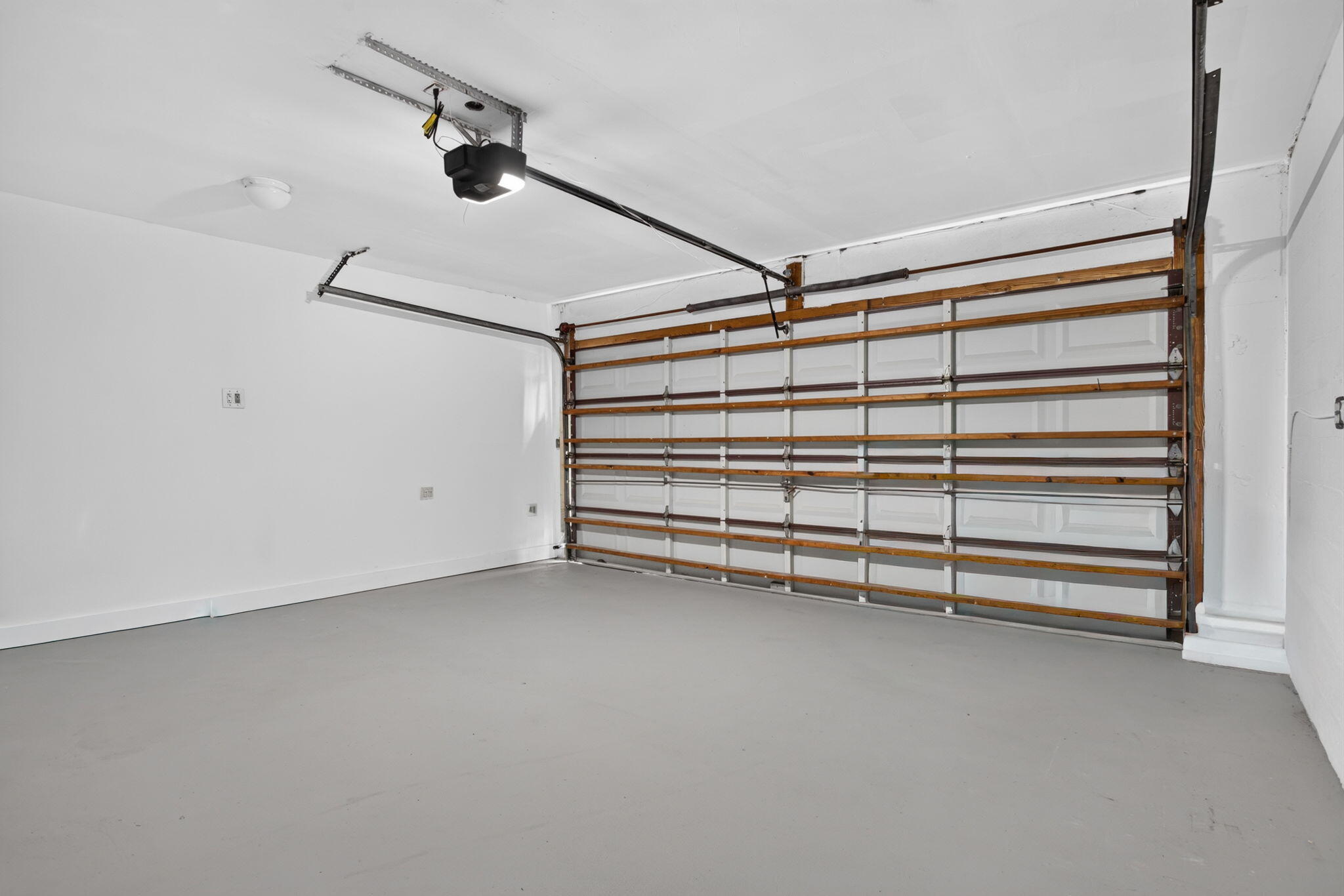 DOUBLE CAR GARAGE