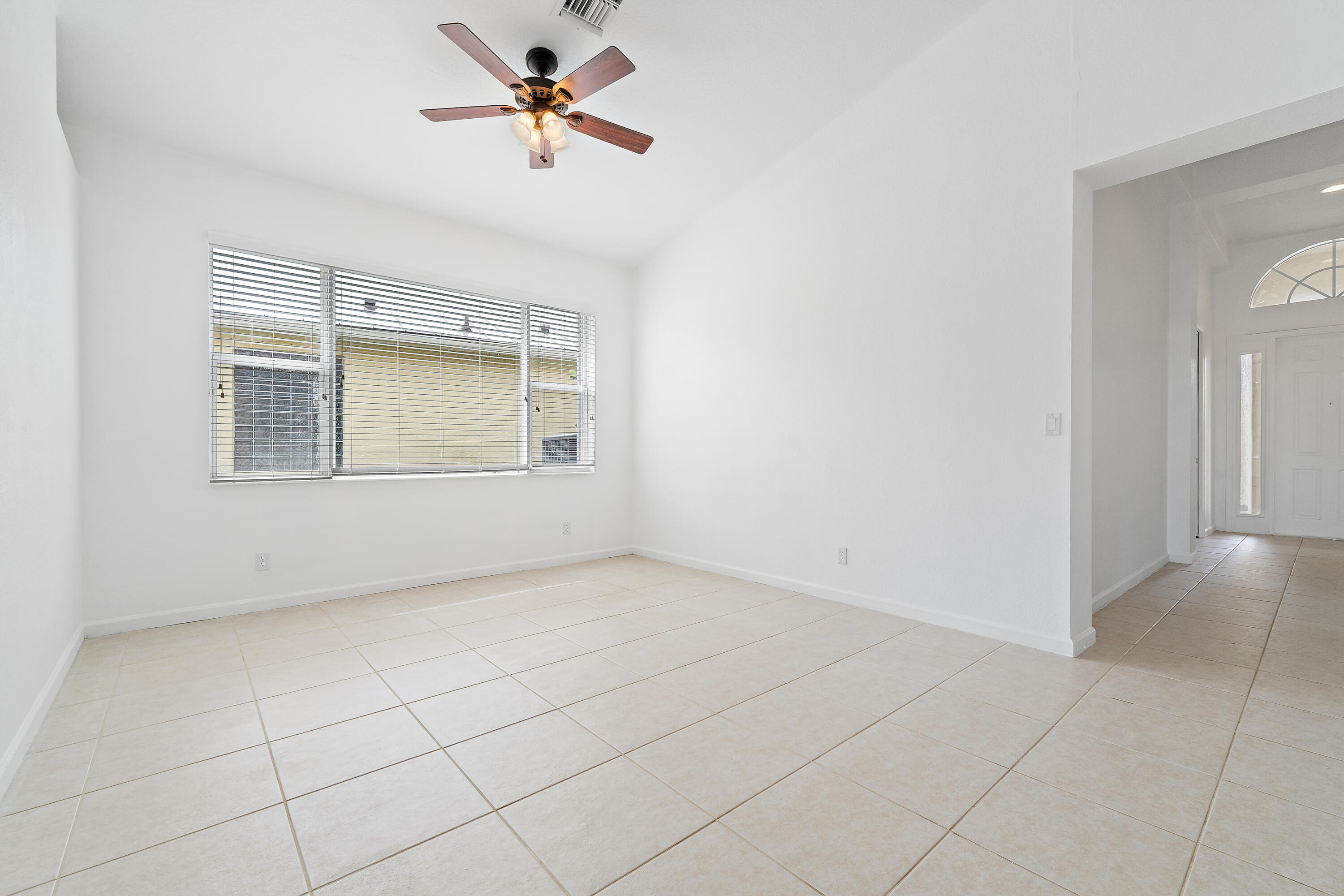 5183 DINING: FLEX A