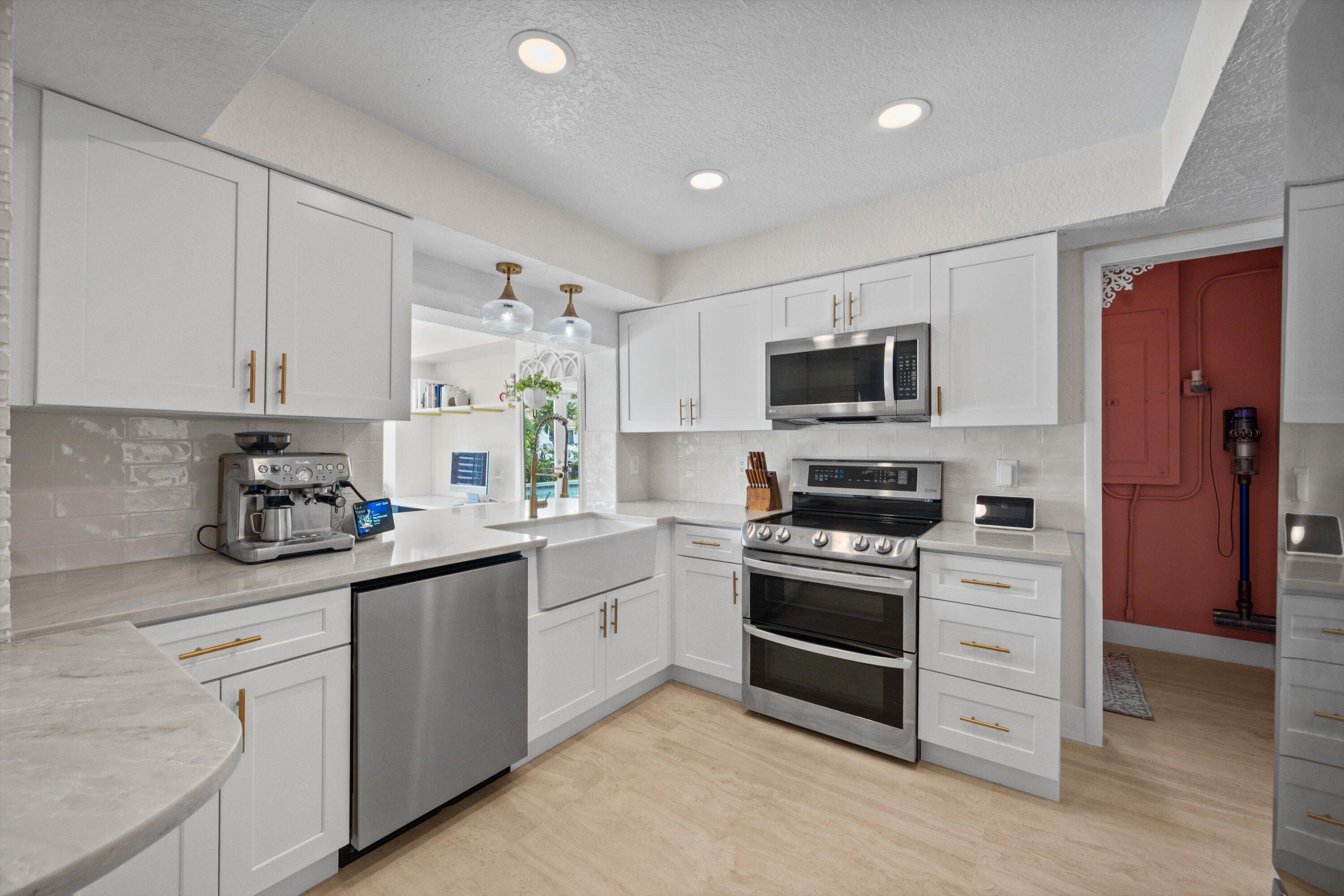 160 SE 9th Street, Pompano 160 SE 9th Street, Pompano