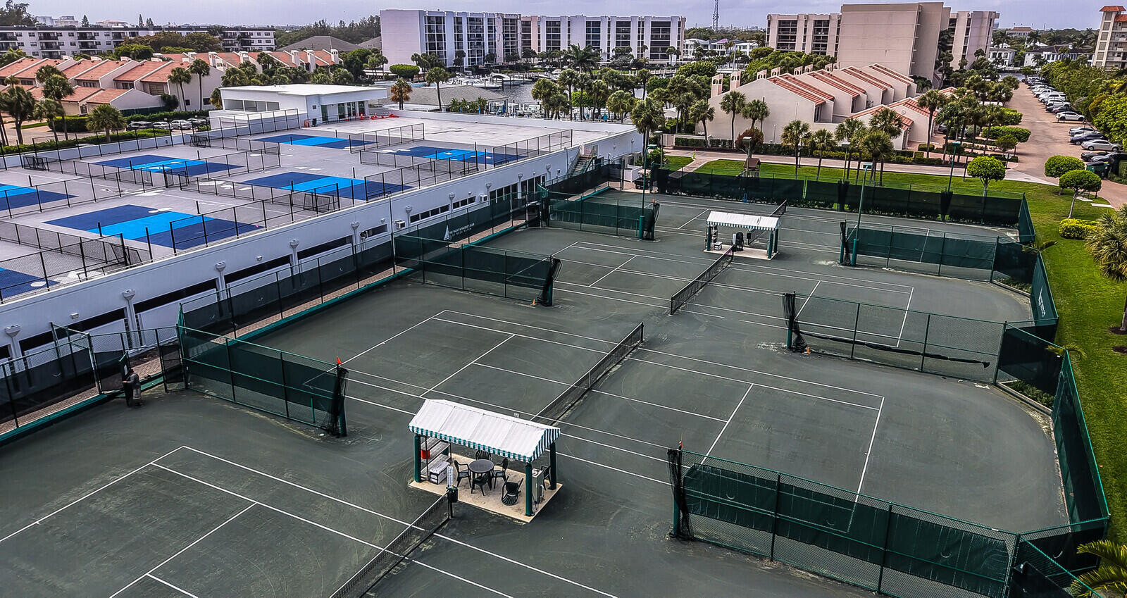 Tennis