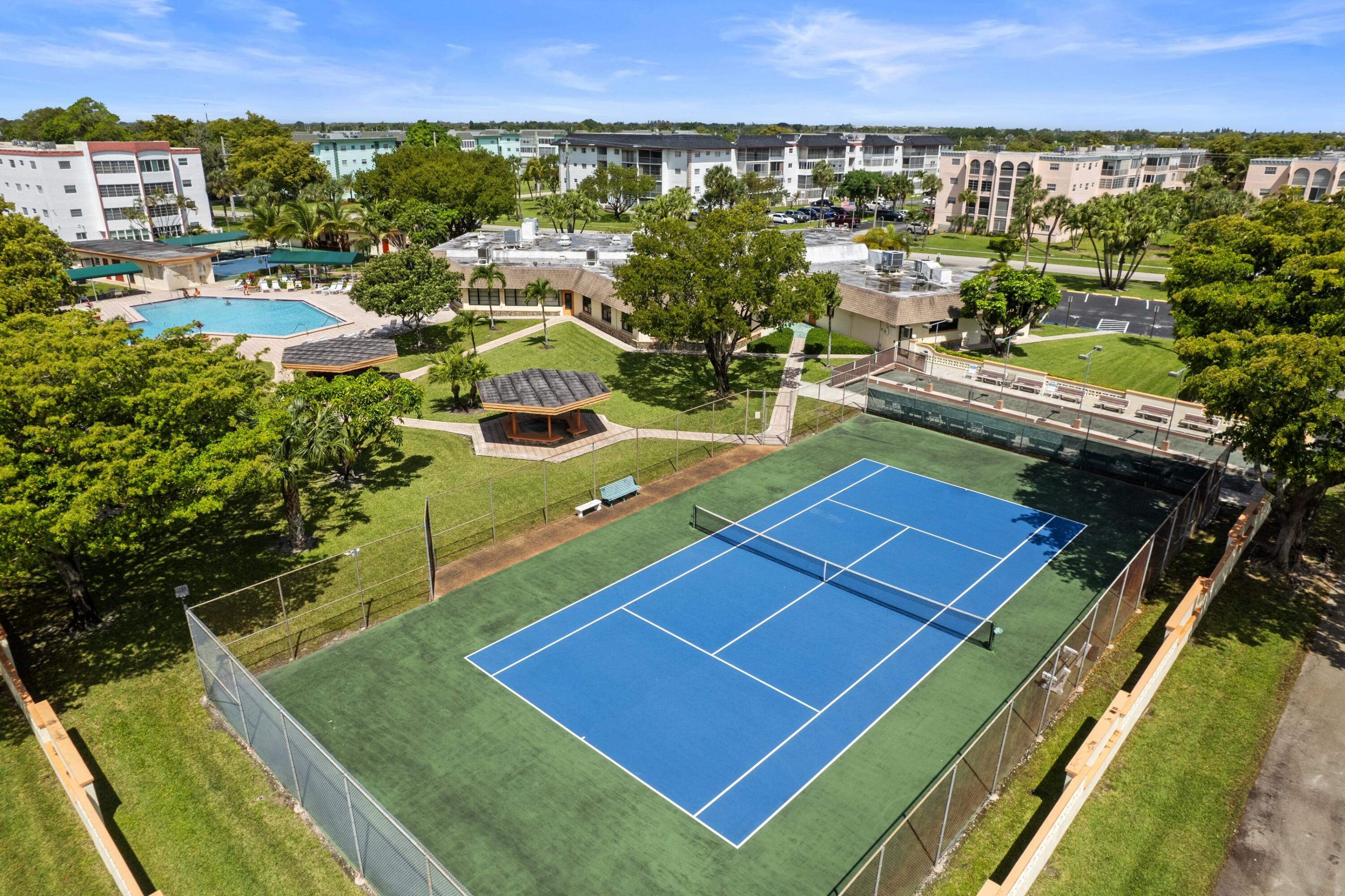 Tennis