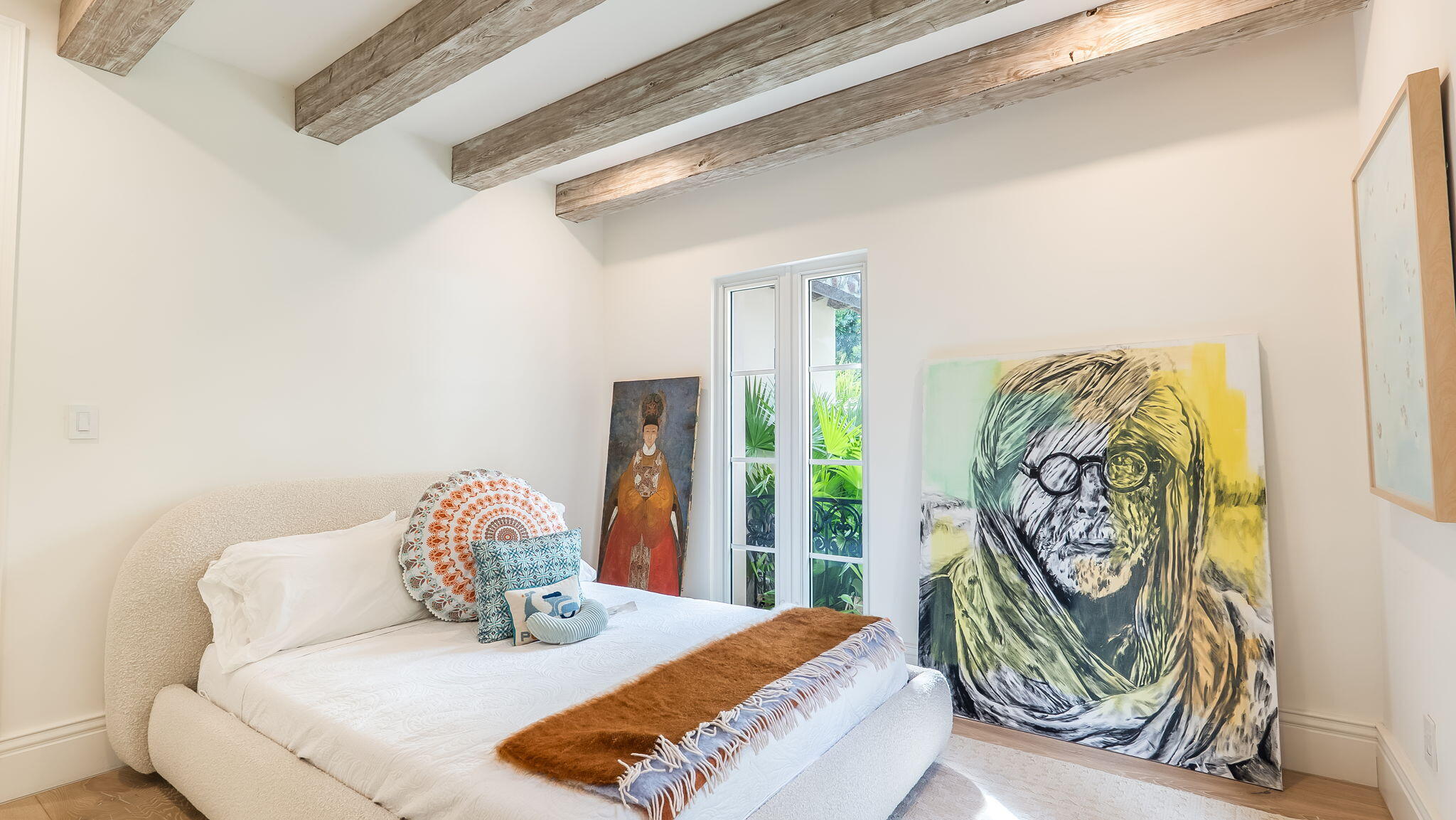 2nd bedroom